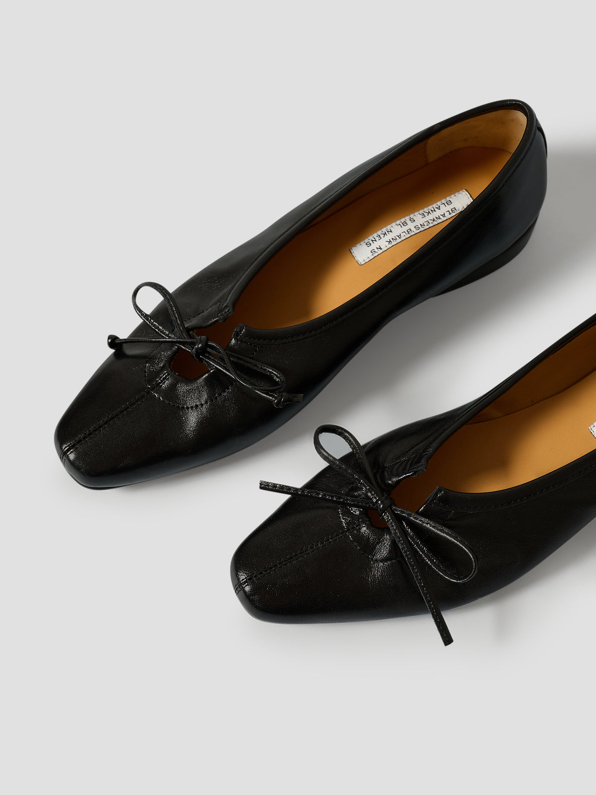 The Lizzy Flat Black Leather — view 6
