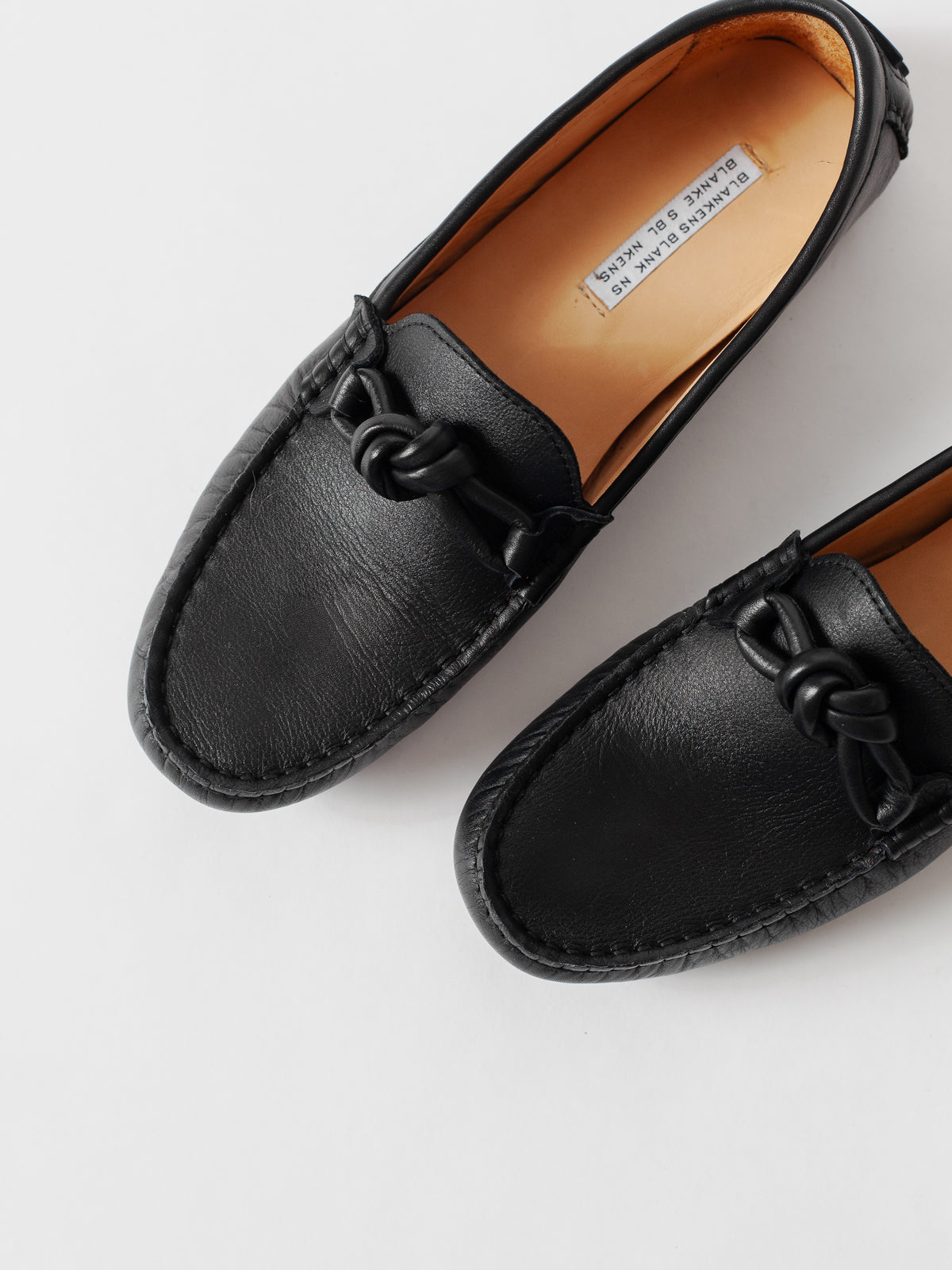 Blankens The Lova Knot Leather Loafer