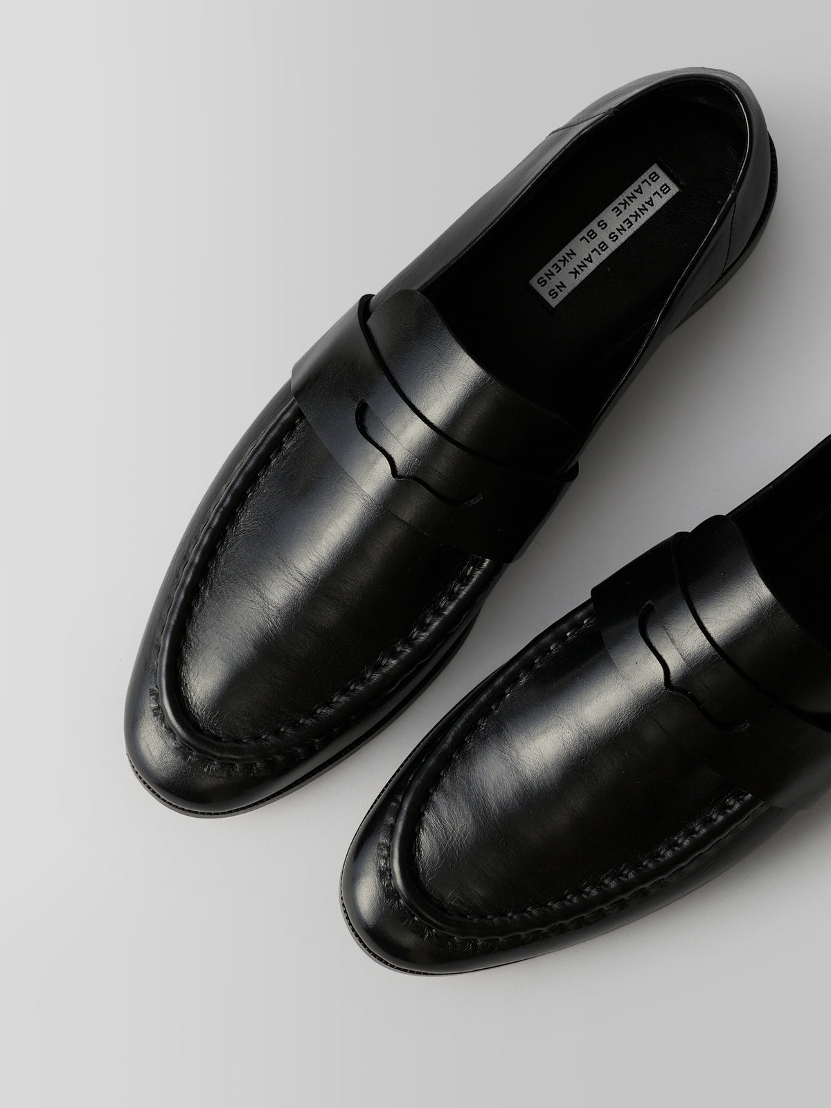 Blankens The Vienna black leather loafer