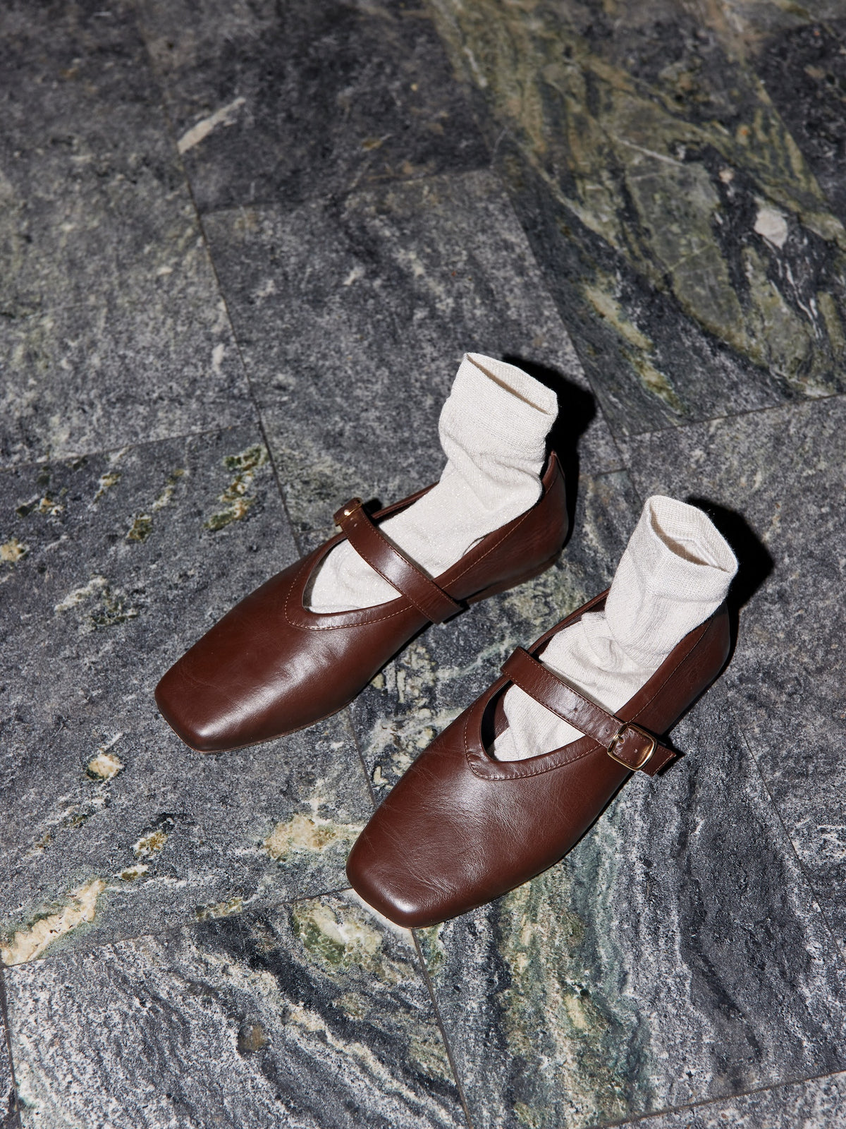 The Delphine Burgundy Leather