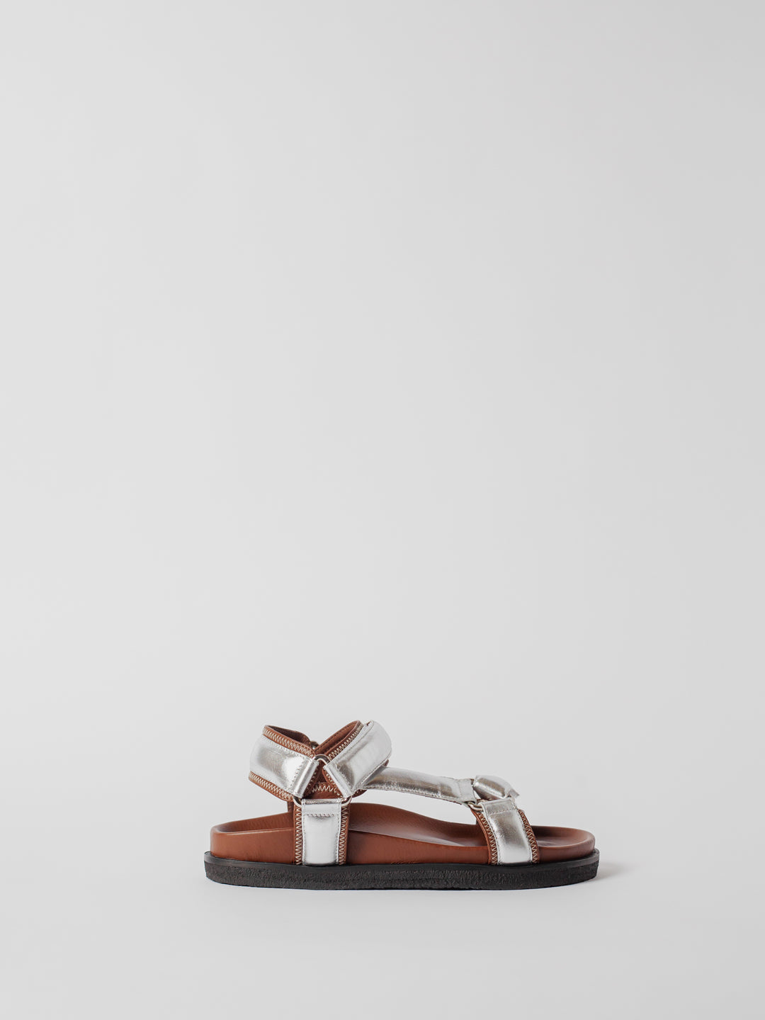 Blankens The Sanremo Sahara SIlver sandal nutty brown and silver leather, contrast stitching in off-white, black real rubber sole