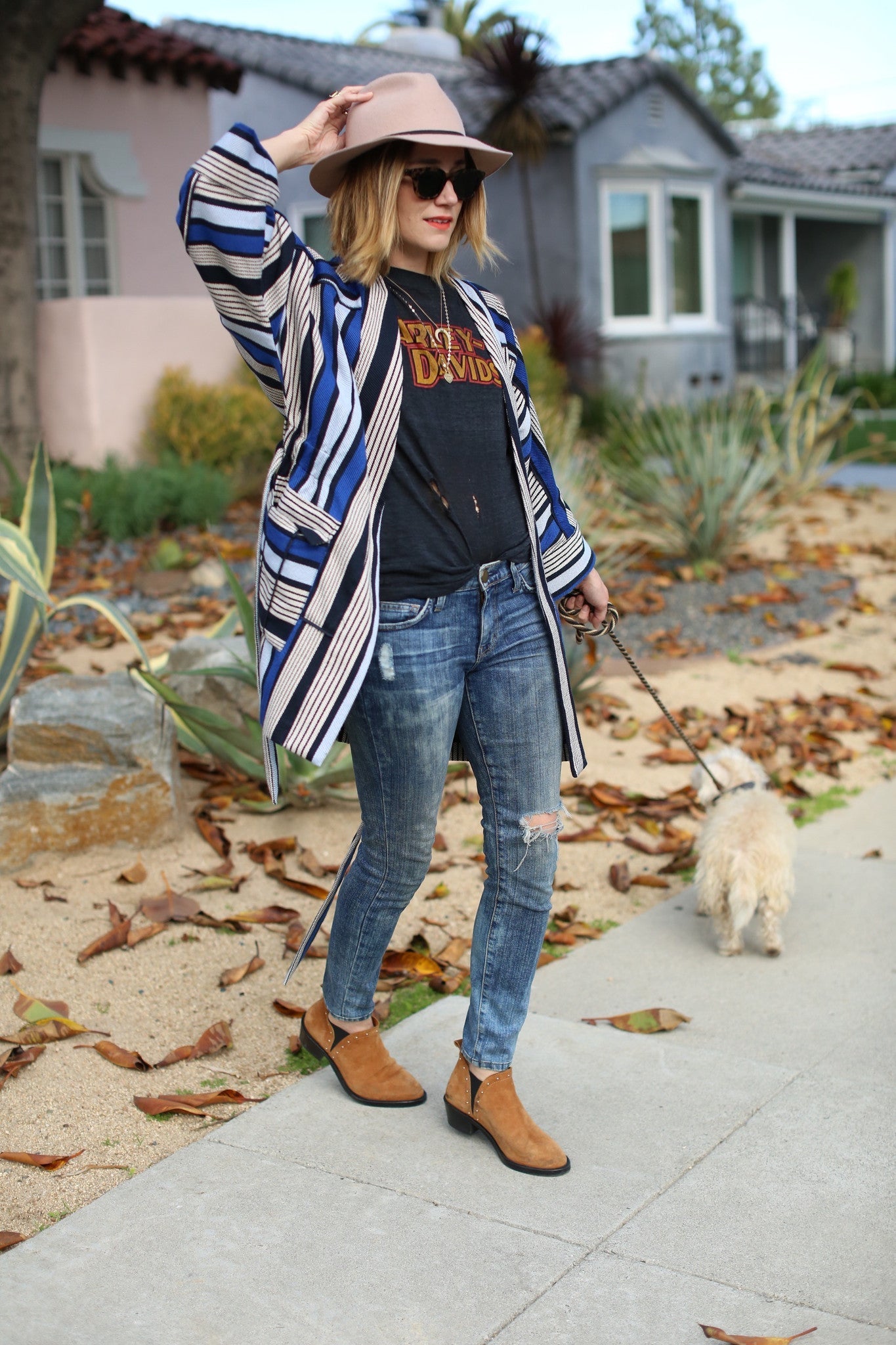 Casual yet cool in boots