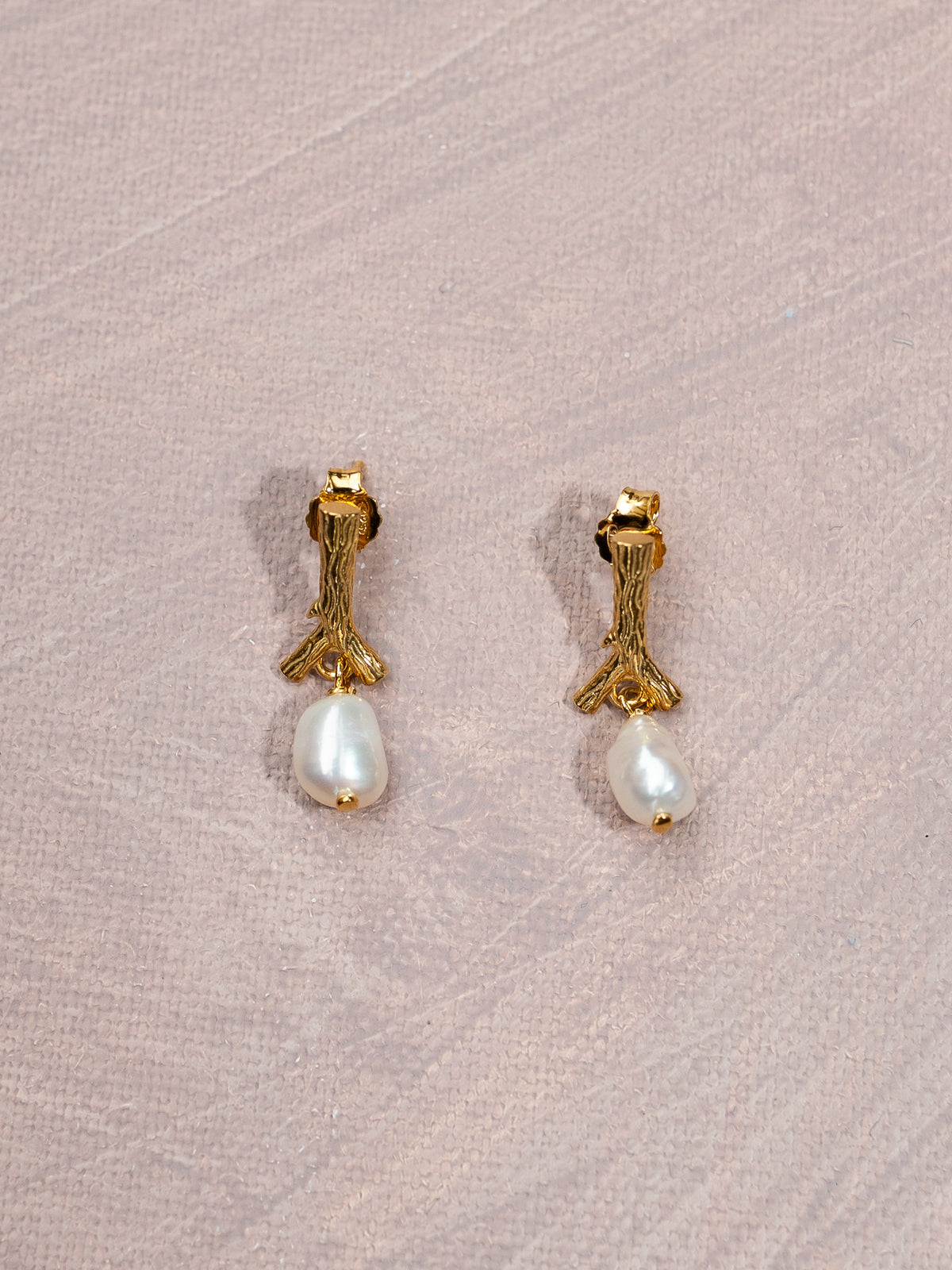Stick and Pearl Earring Gold