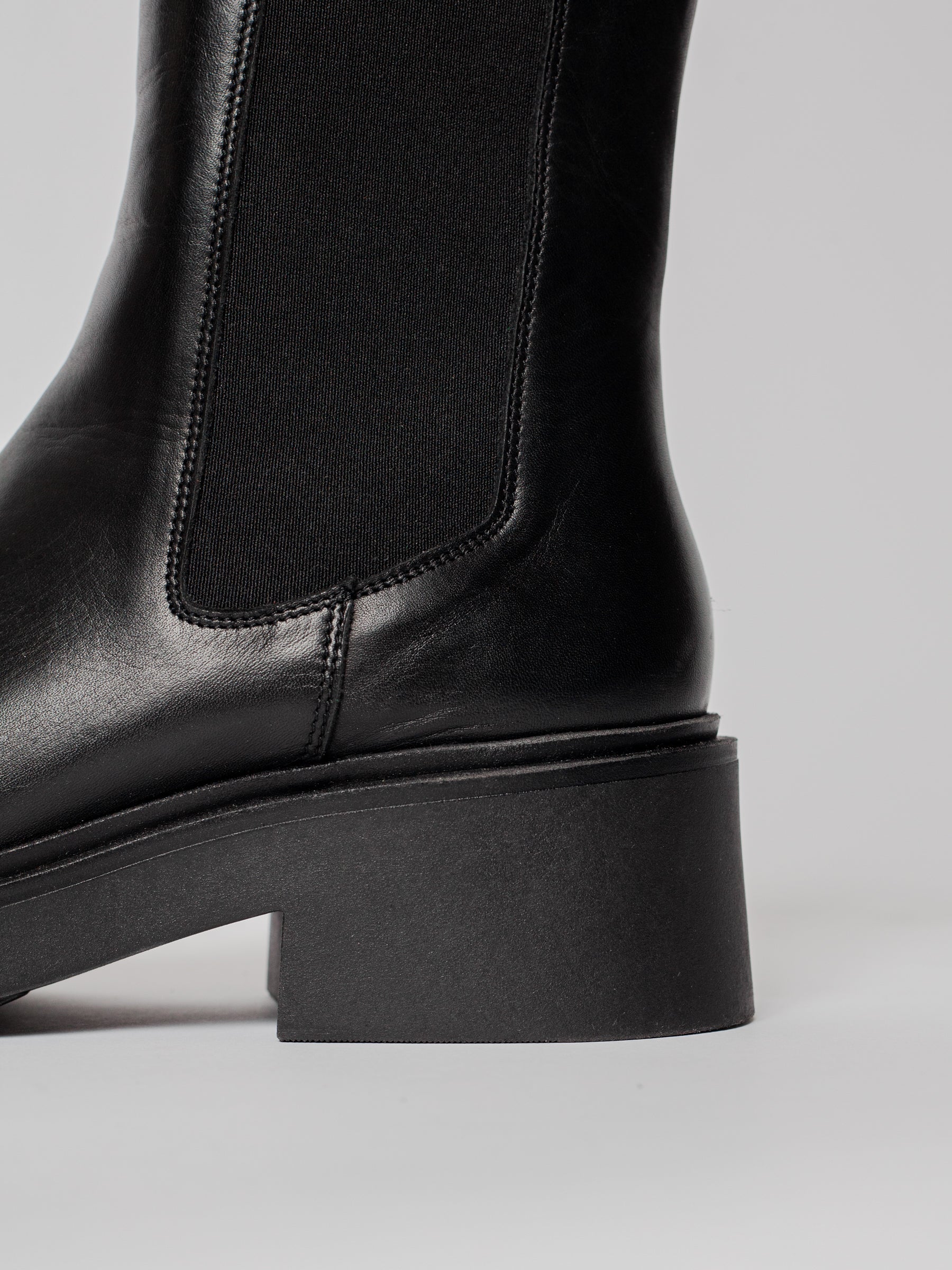 THE LINA BLACK BOOT Blankens