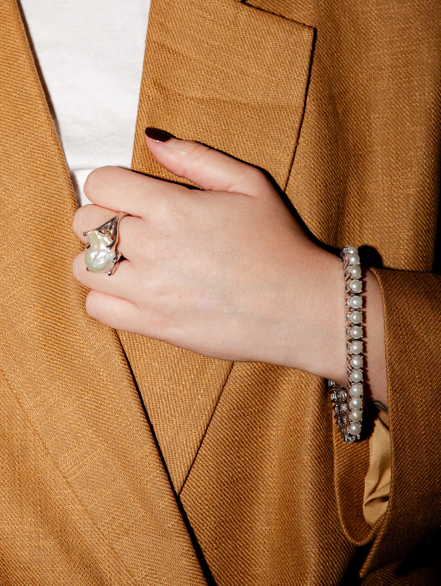 Blankens Baroque Pearl and Silver Ring