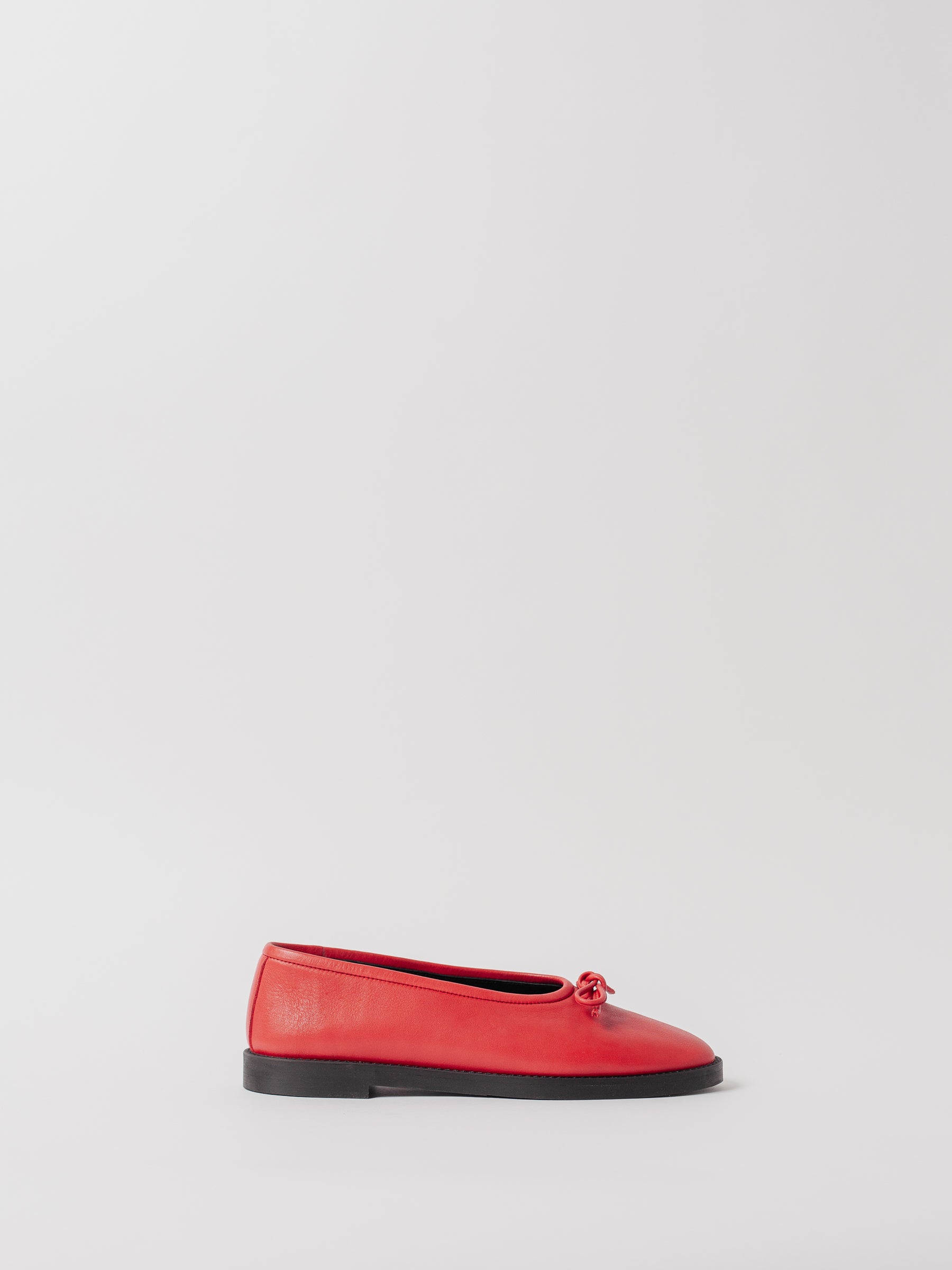 THE COCO FLAT RED