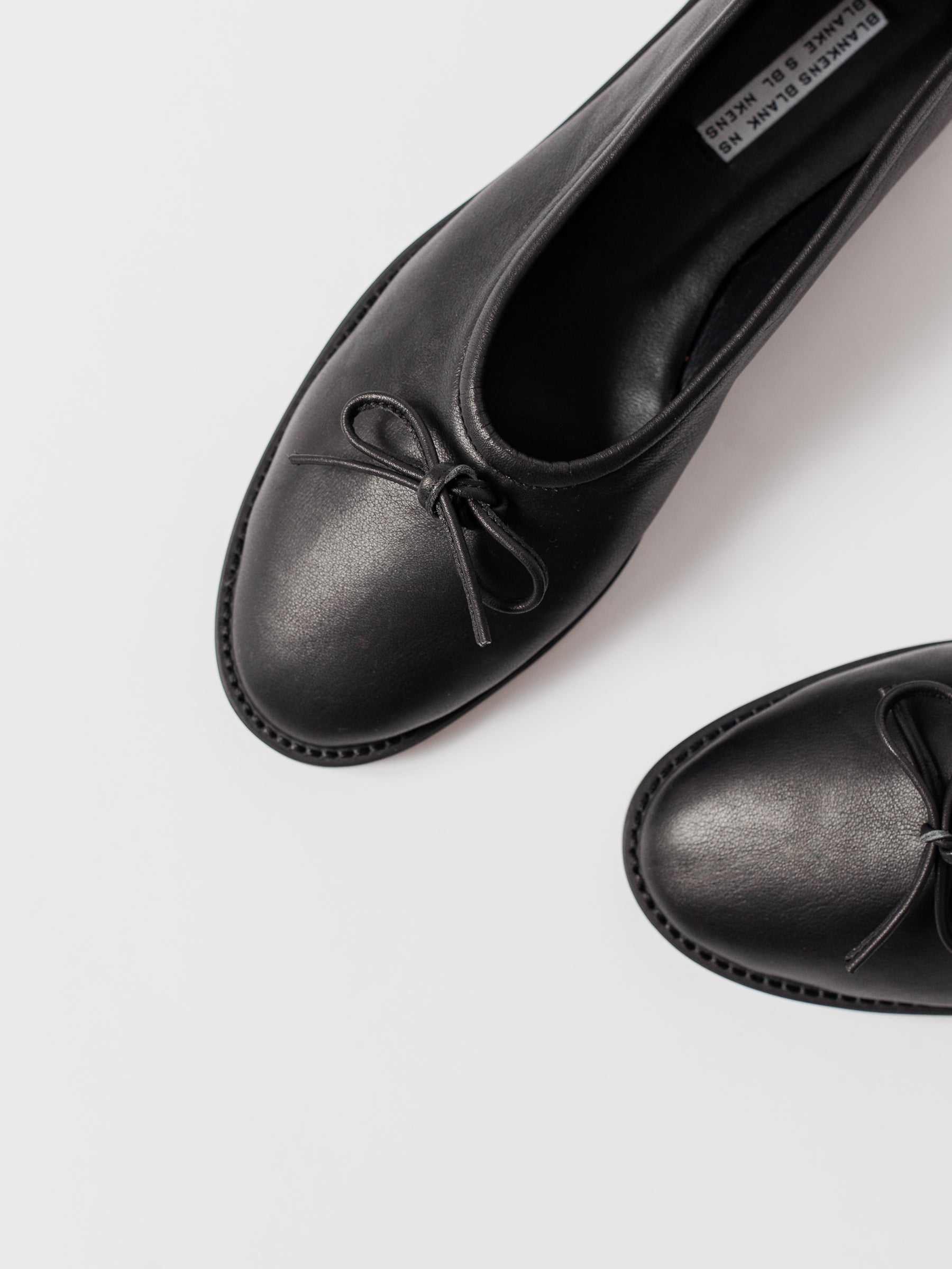 THE COCO FLAT BLACK