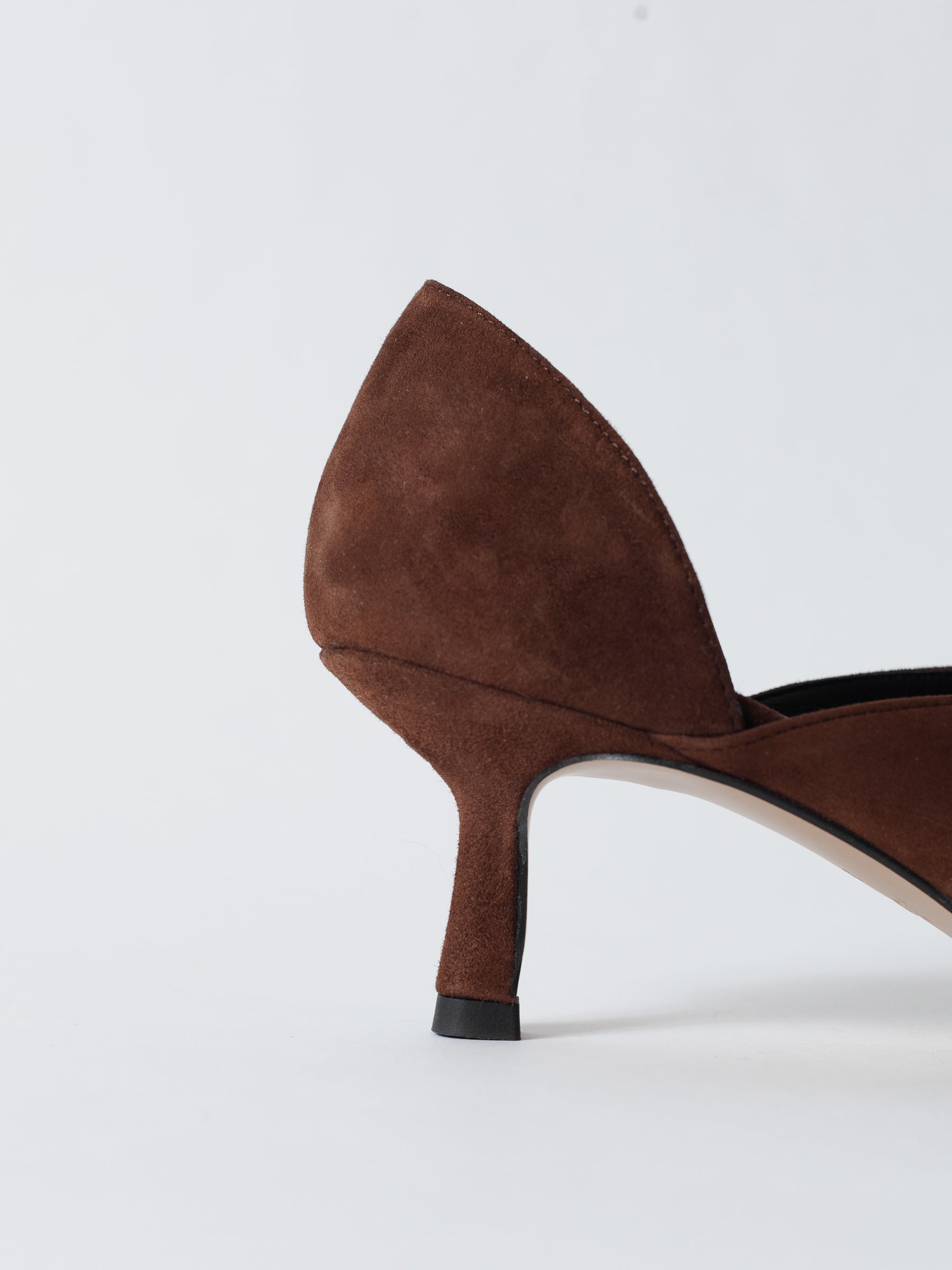 THE RADFORD BROWN SUEDE