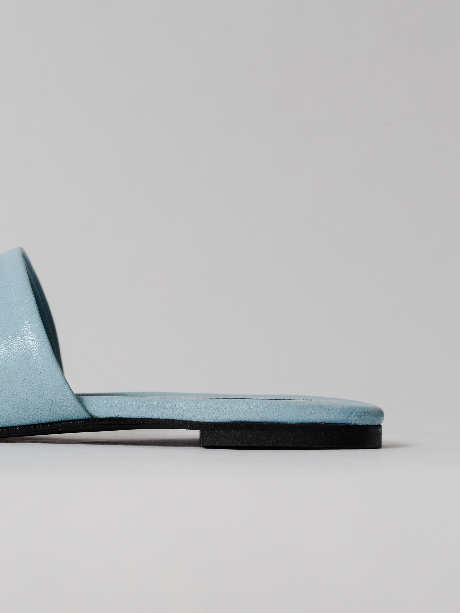 Blankens - The Frida blue leather sandals