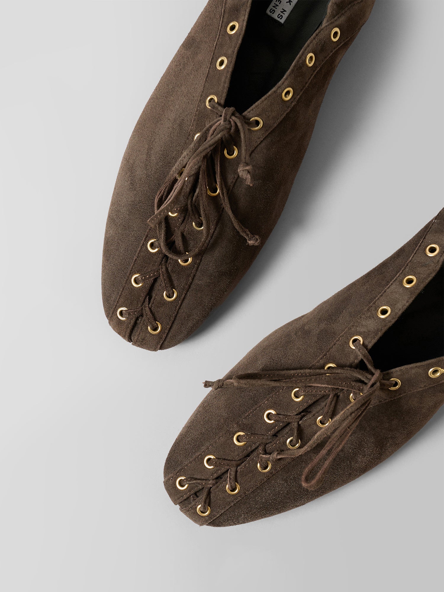 THE TEDDIE SUEDE