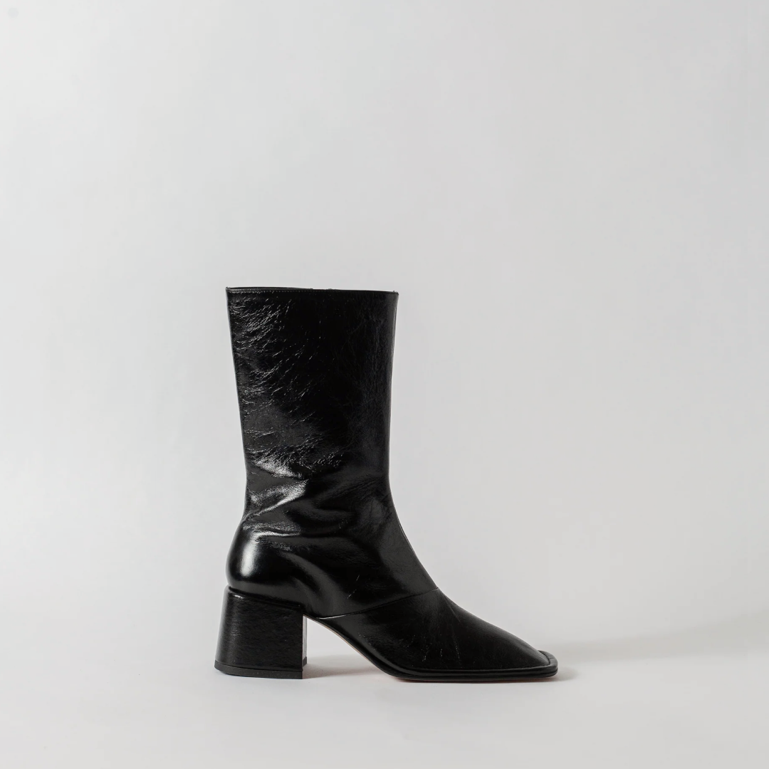 The Camilla Black Patent Leather