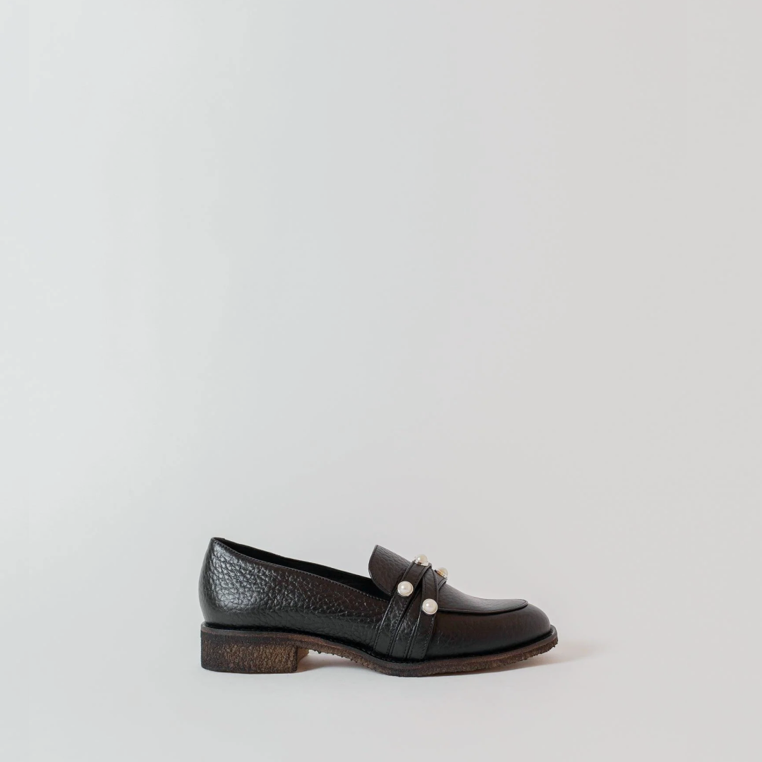 The Ebba Black Pebbled Leather