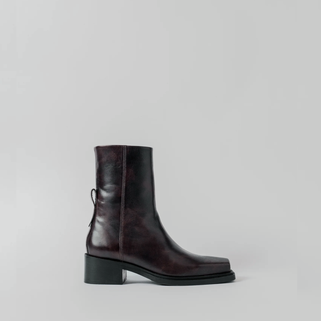 The Hedda Washed Brown Leather