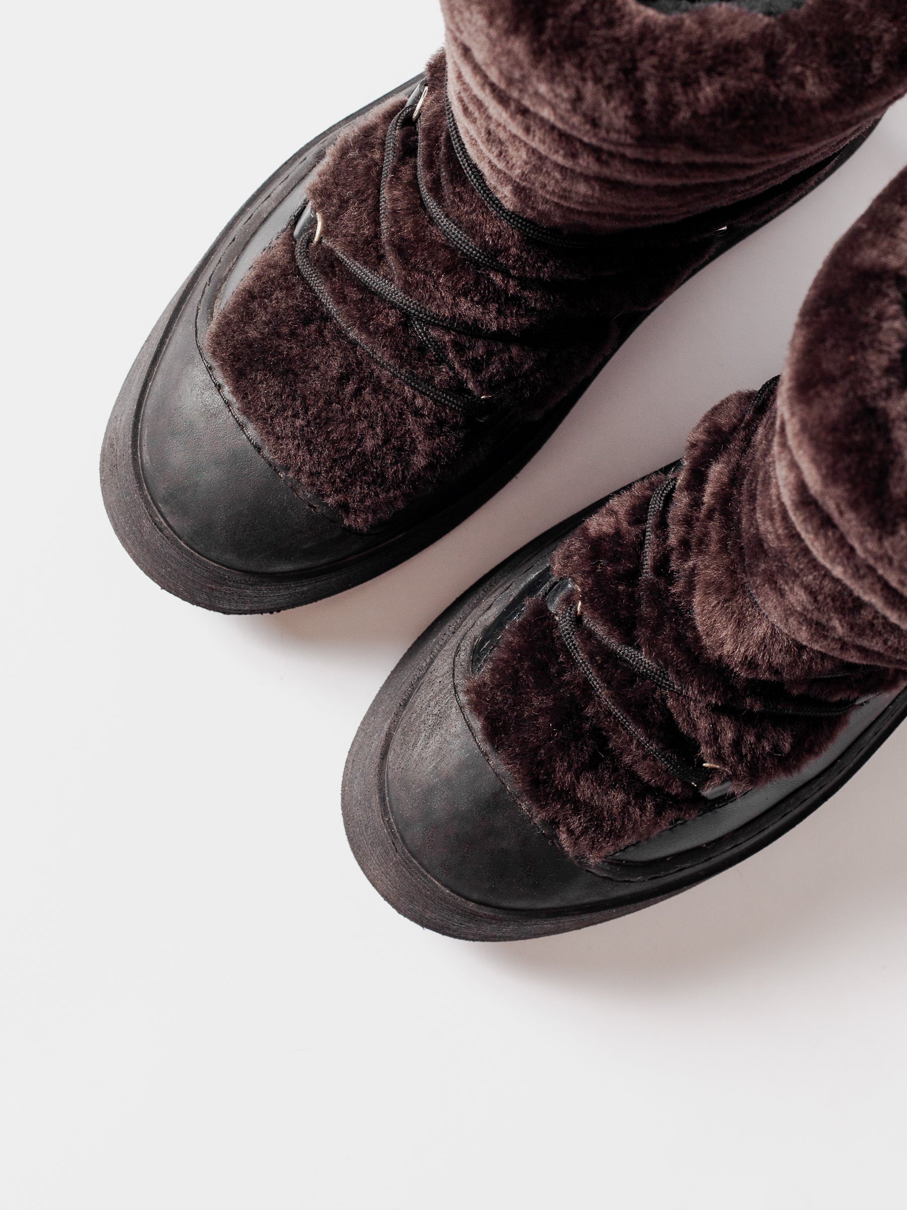 Blankens The Lara Aspen