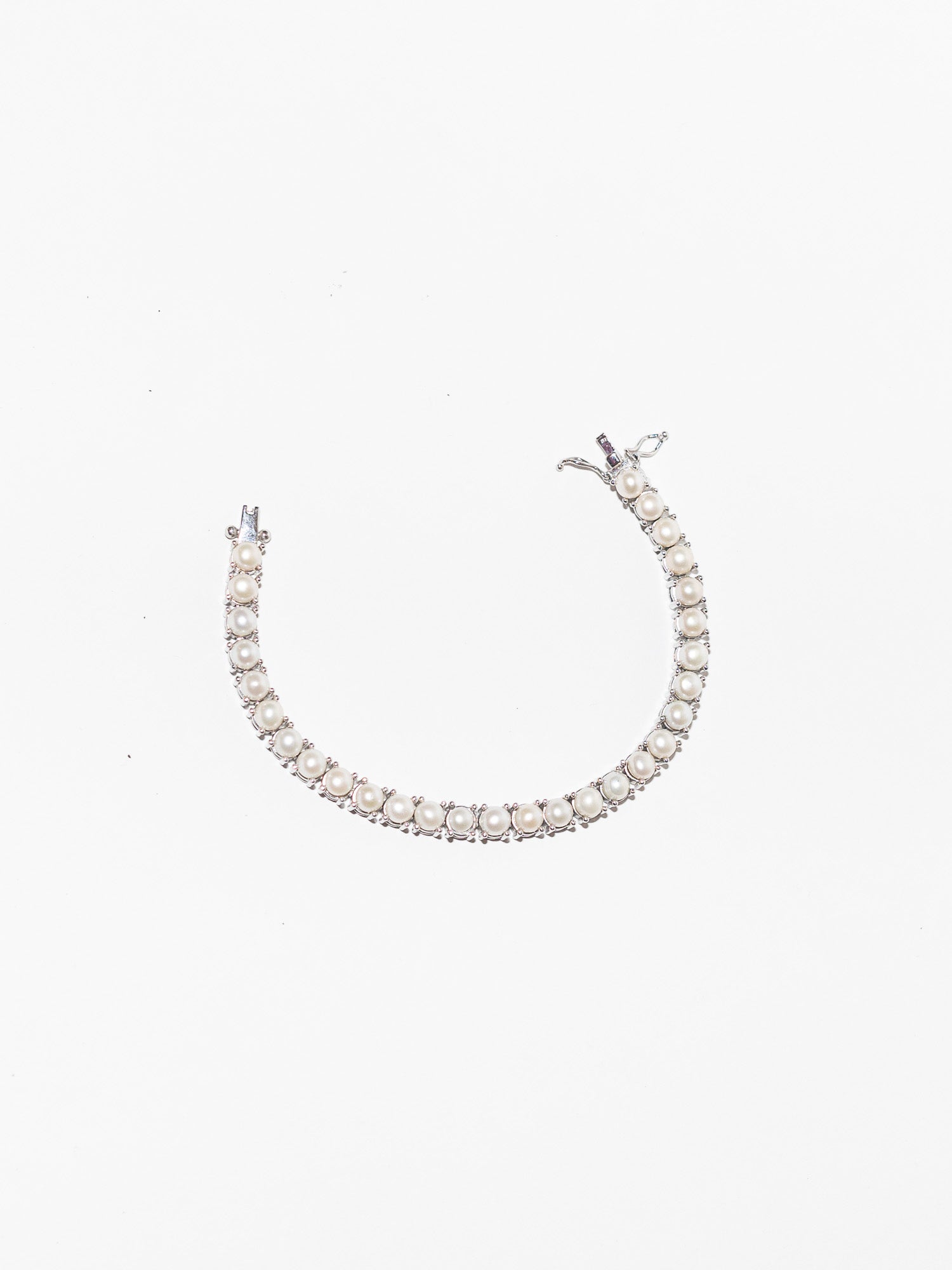 Blankens Pearl Silver Tennis Bracelet