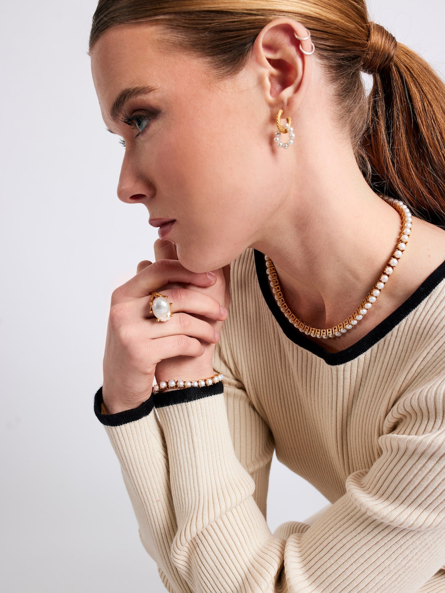 Pearl and Gold Double Hoops earrings