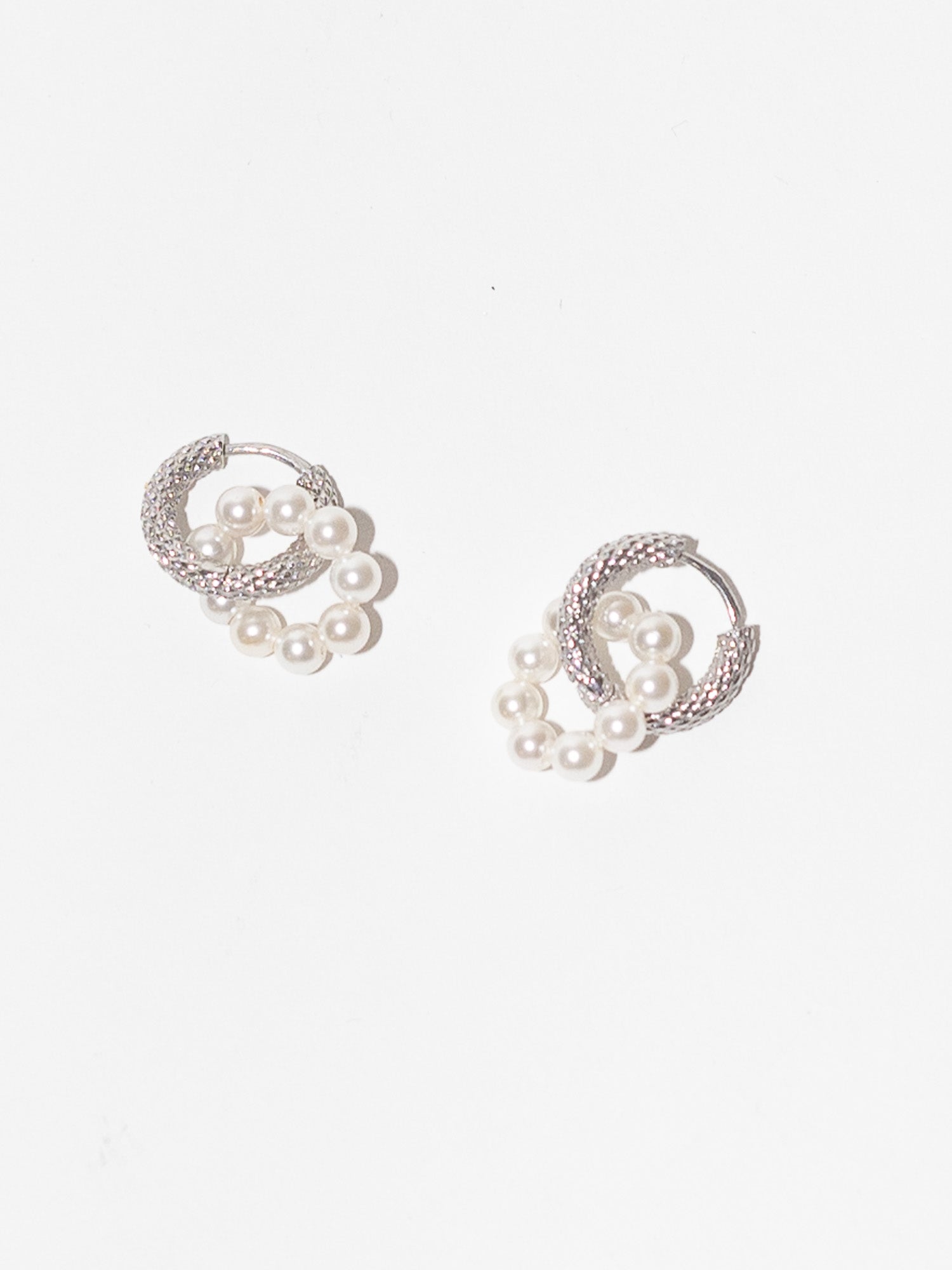 Blankens Pearl and Silver Hoops Earrings