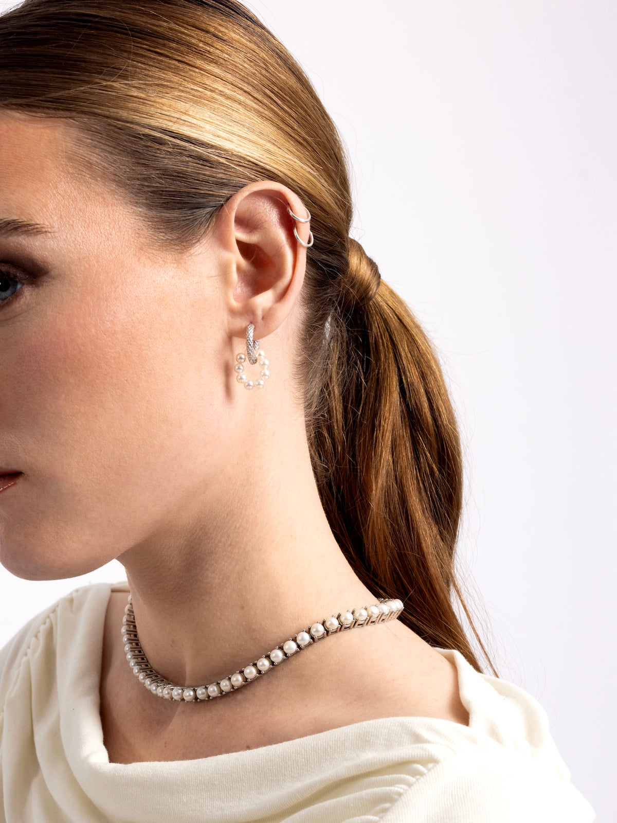 Blankens Pearl and Silver Hoops Earrings