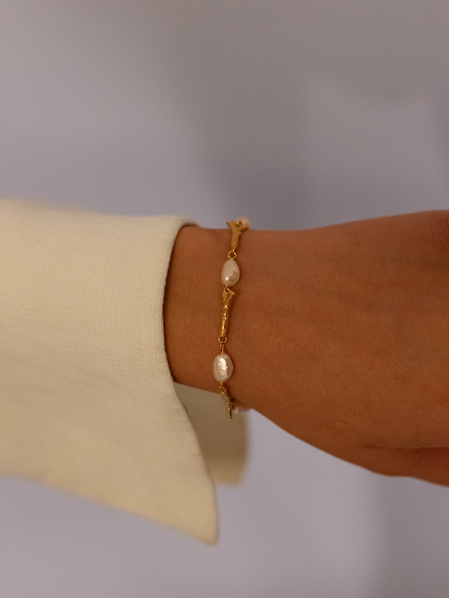 Blankens Stick and Pearl Bracelet