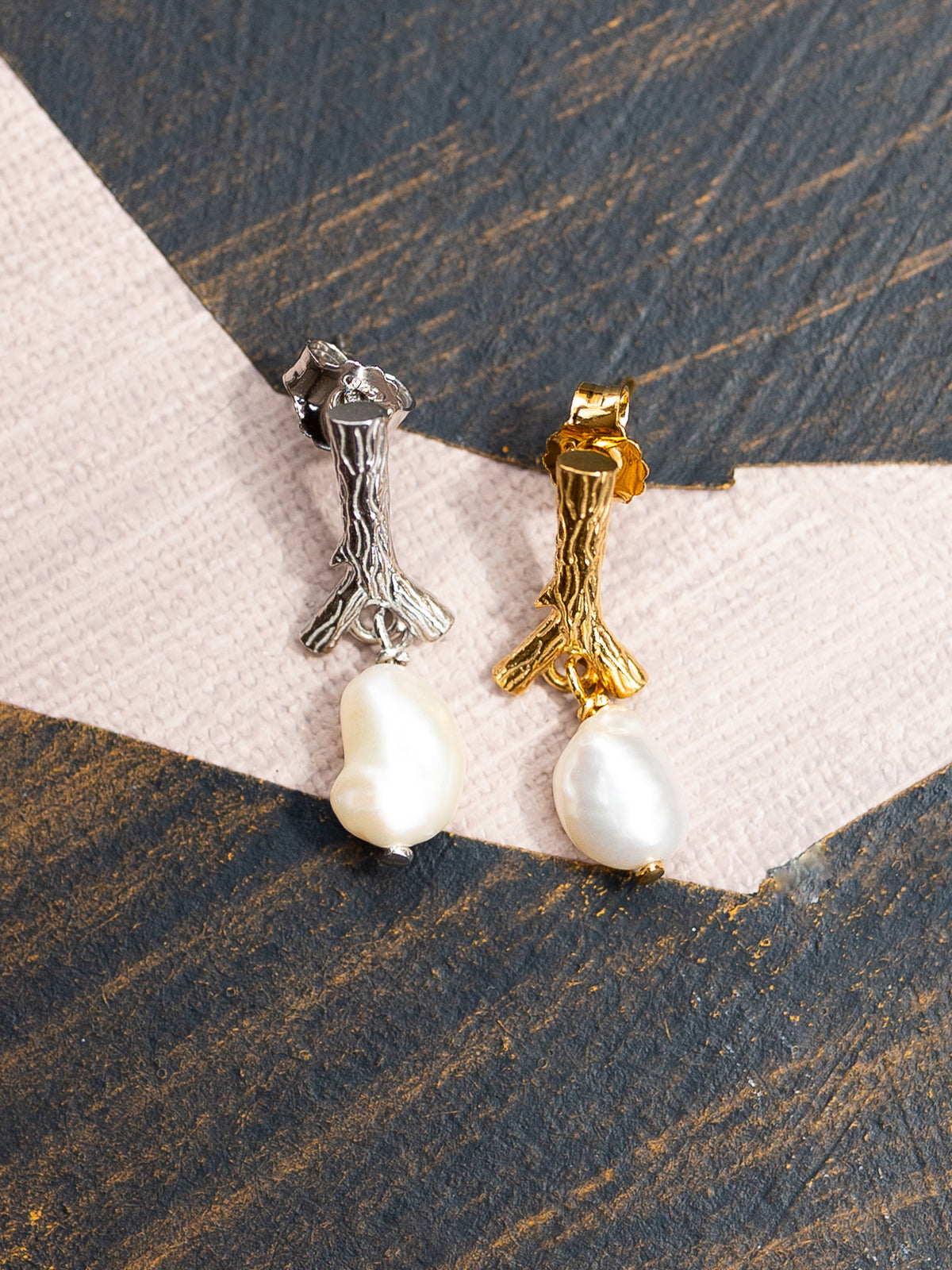 Blankens Stick and Pearl Earring in Gold and Silver