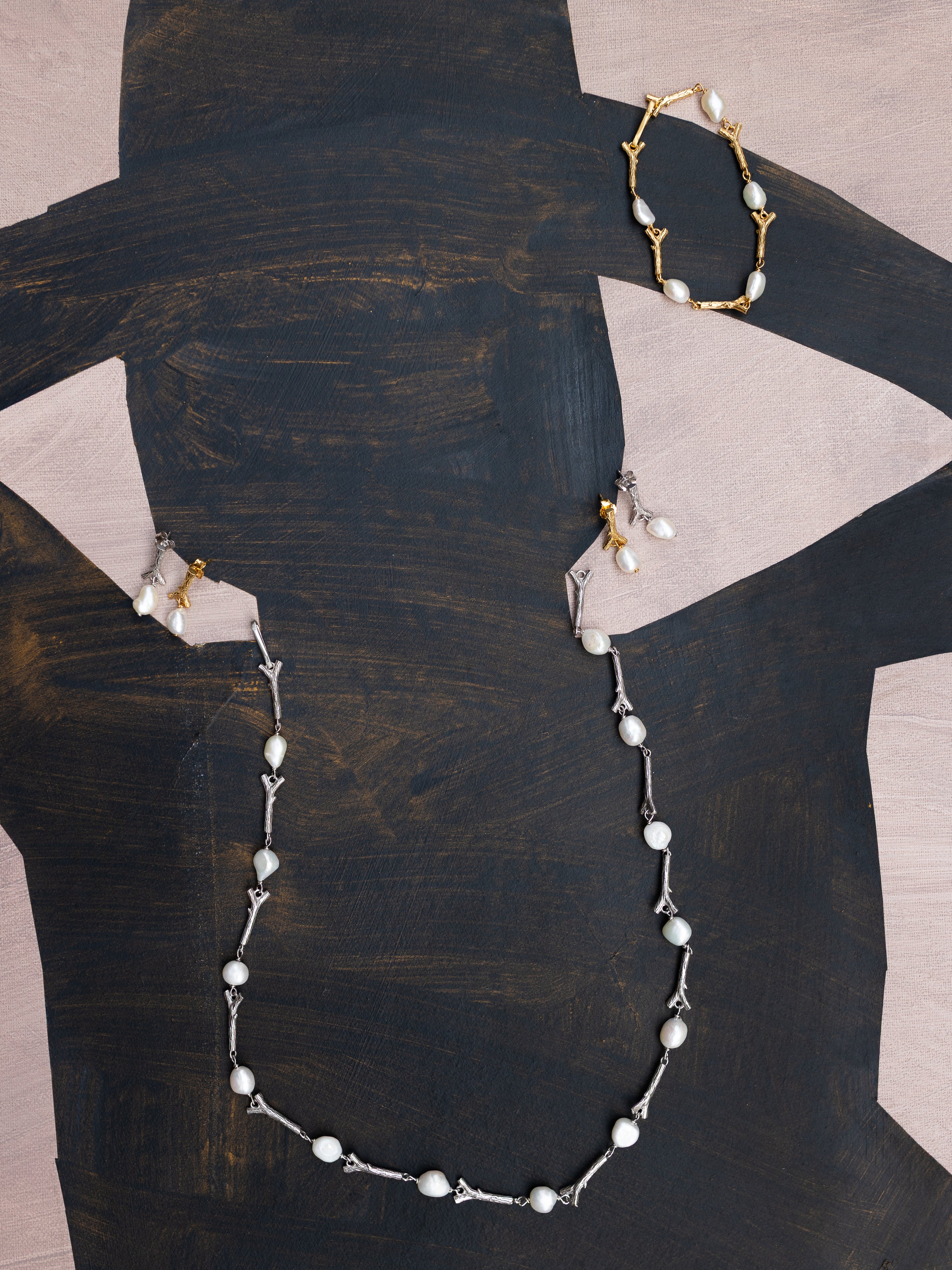 Blankens Stick and Pearl Earring in Gold