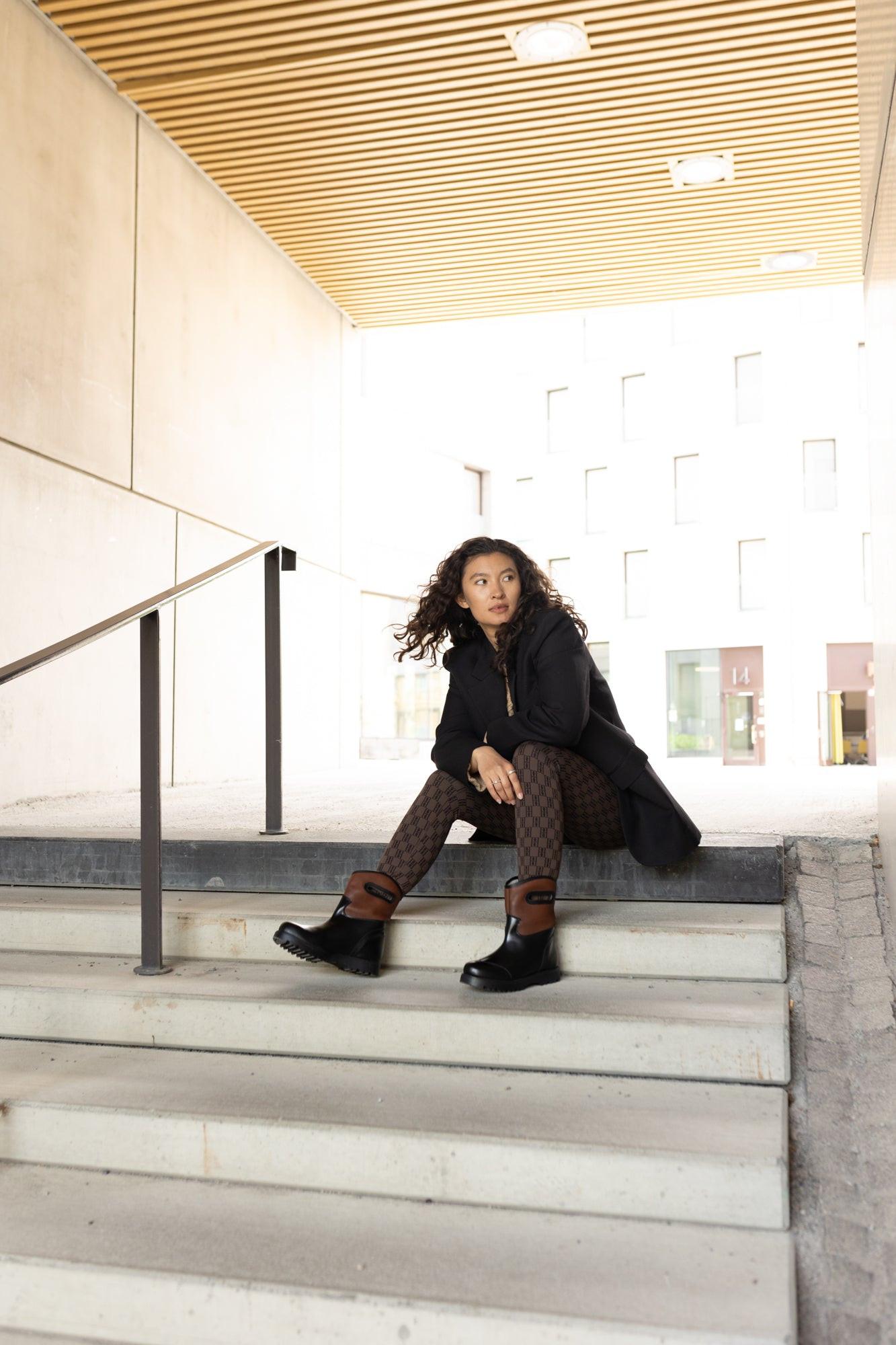 The Alexia Low Black Brown