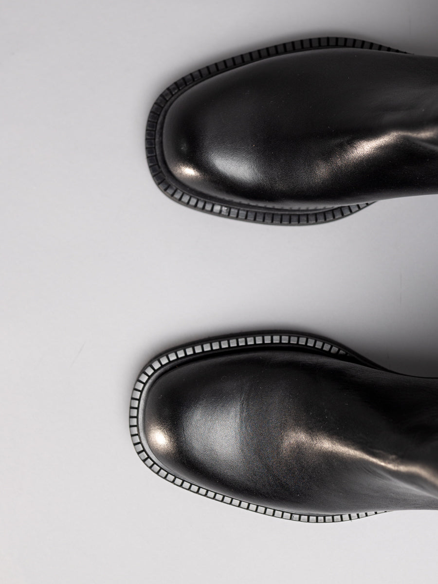 Blankens The Billie Black