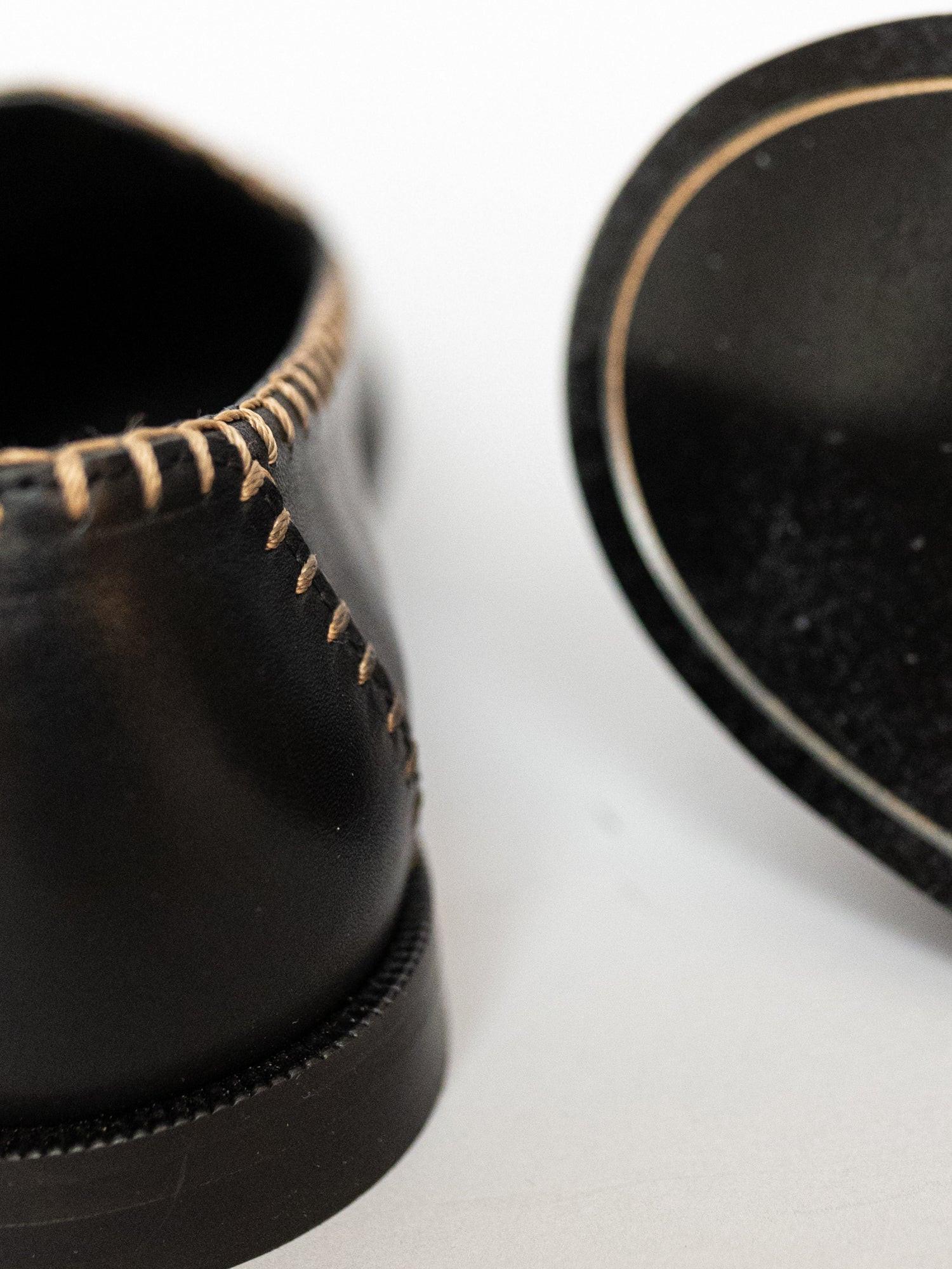 Blankens The Celeste Contrast Stitching loafers