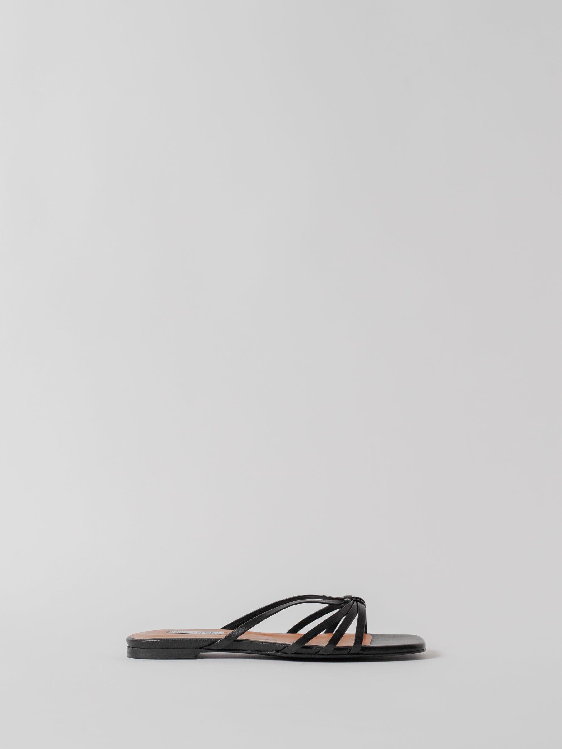 Blankens The Jennie Flat Black sandals