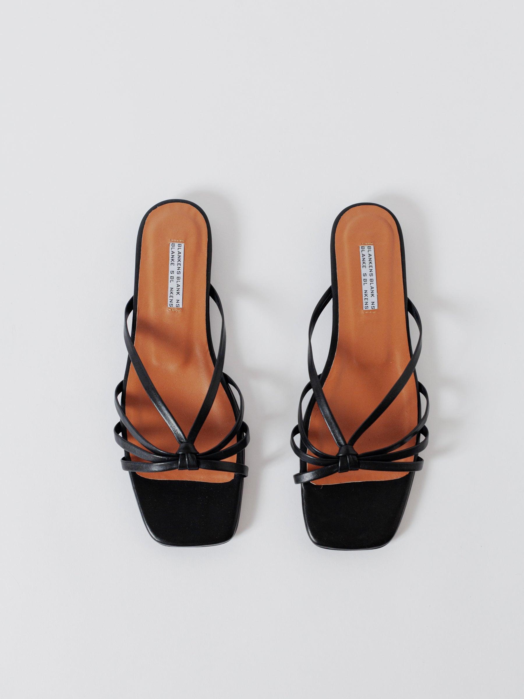 Blankens The Jennie Flat Black sandals