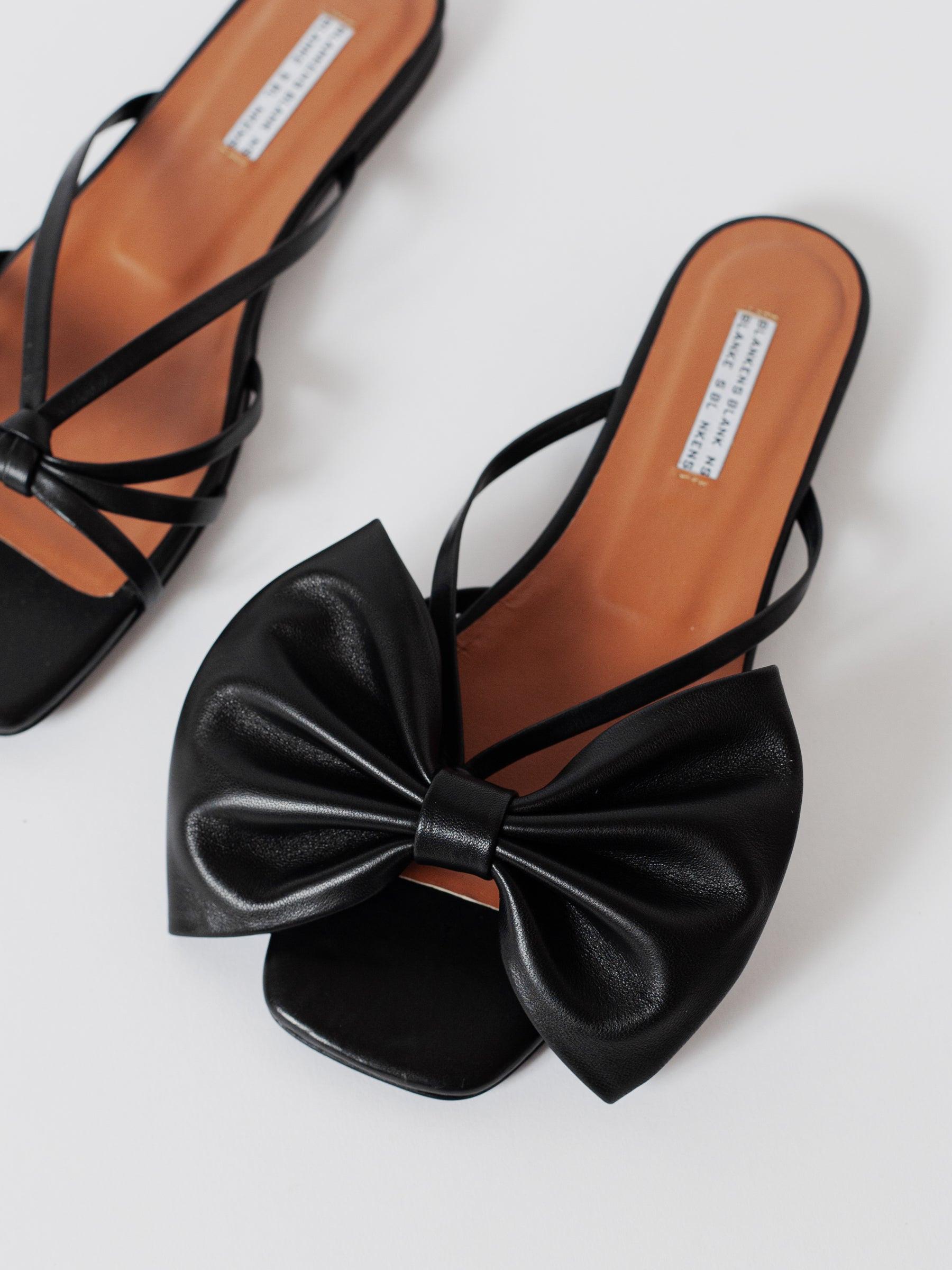 Blankens The Jennie Flat Black sandals