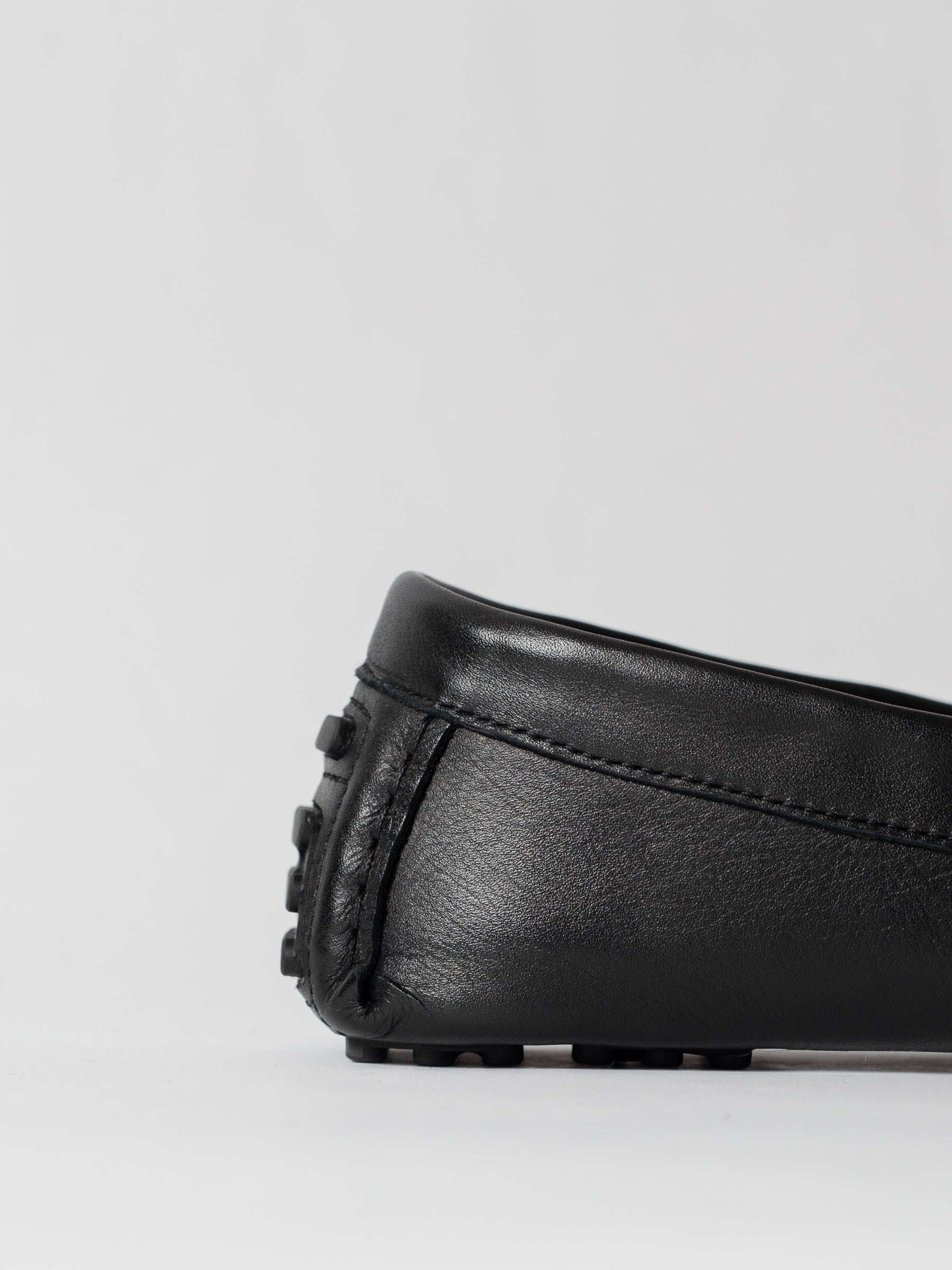 Blankens The Lova Knot Leather Loafer