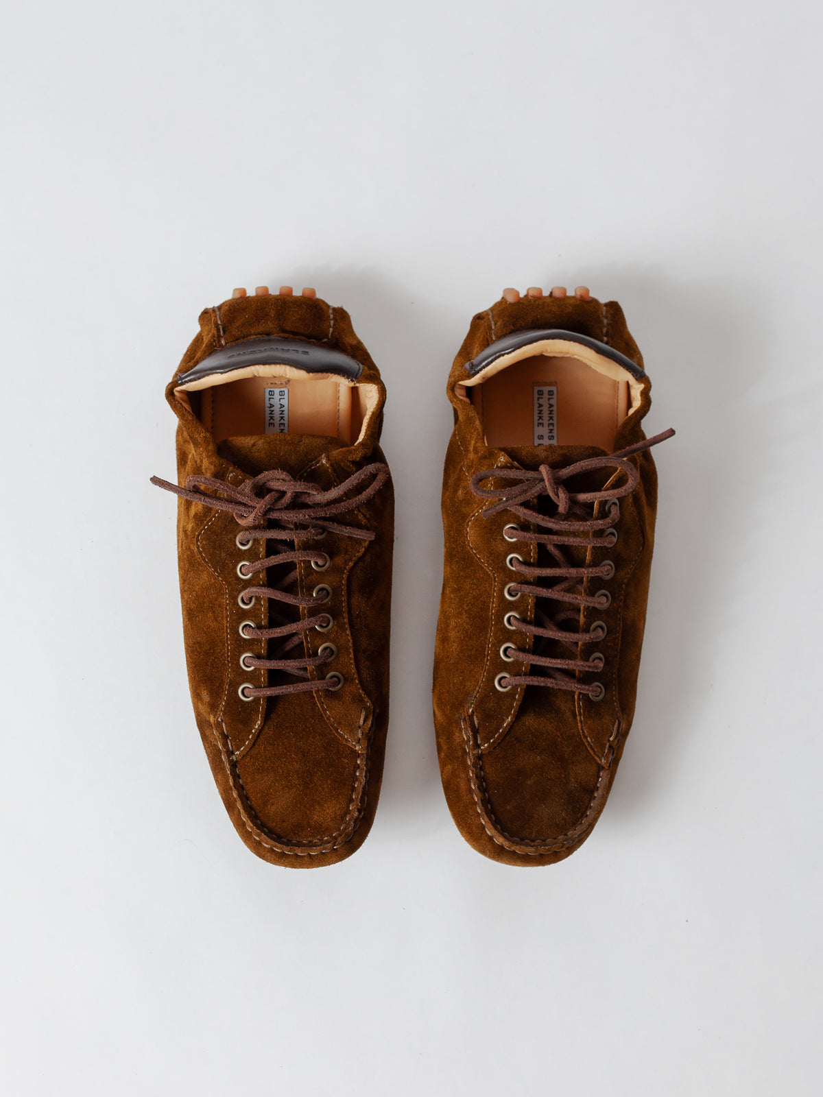Blankens The Nella suede sneaker