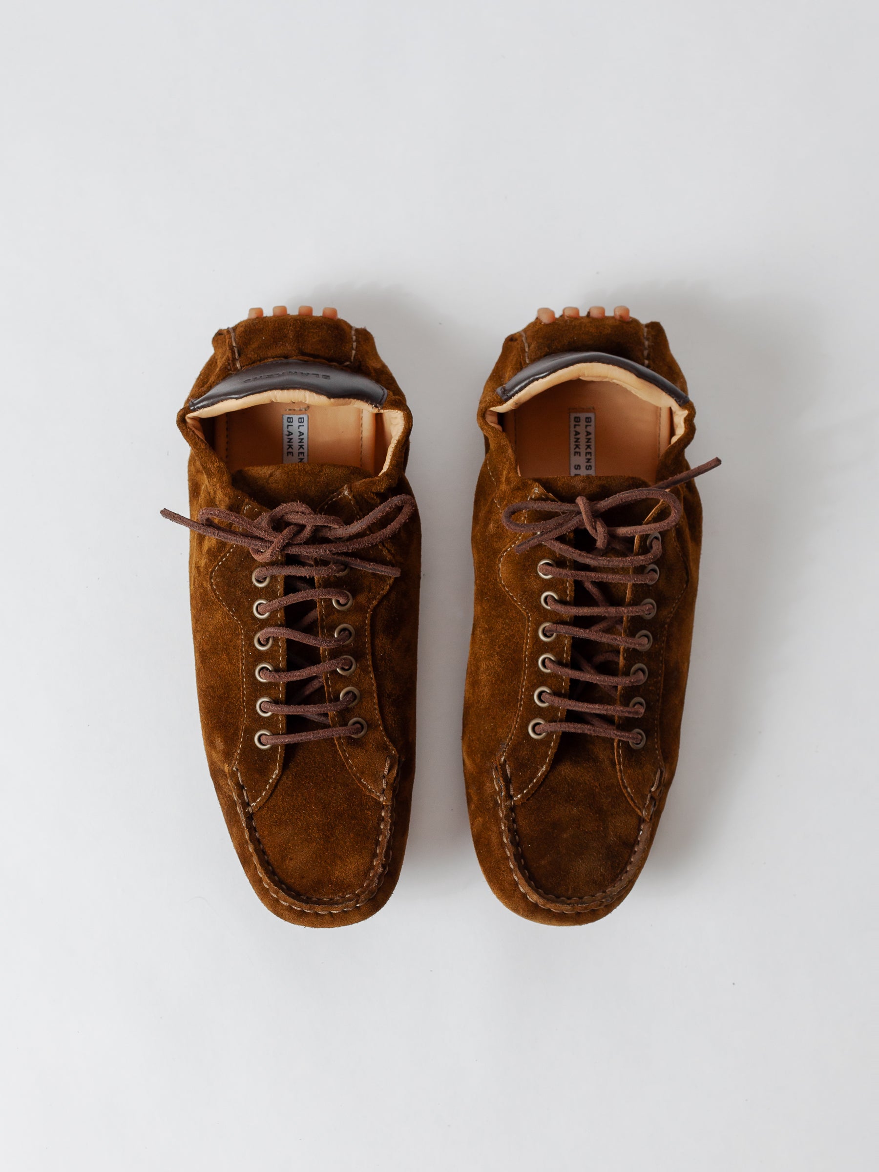 Blankens The Nella suede sneaker