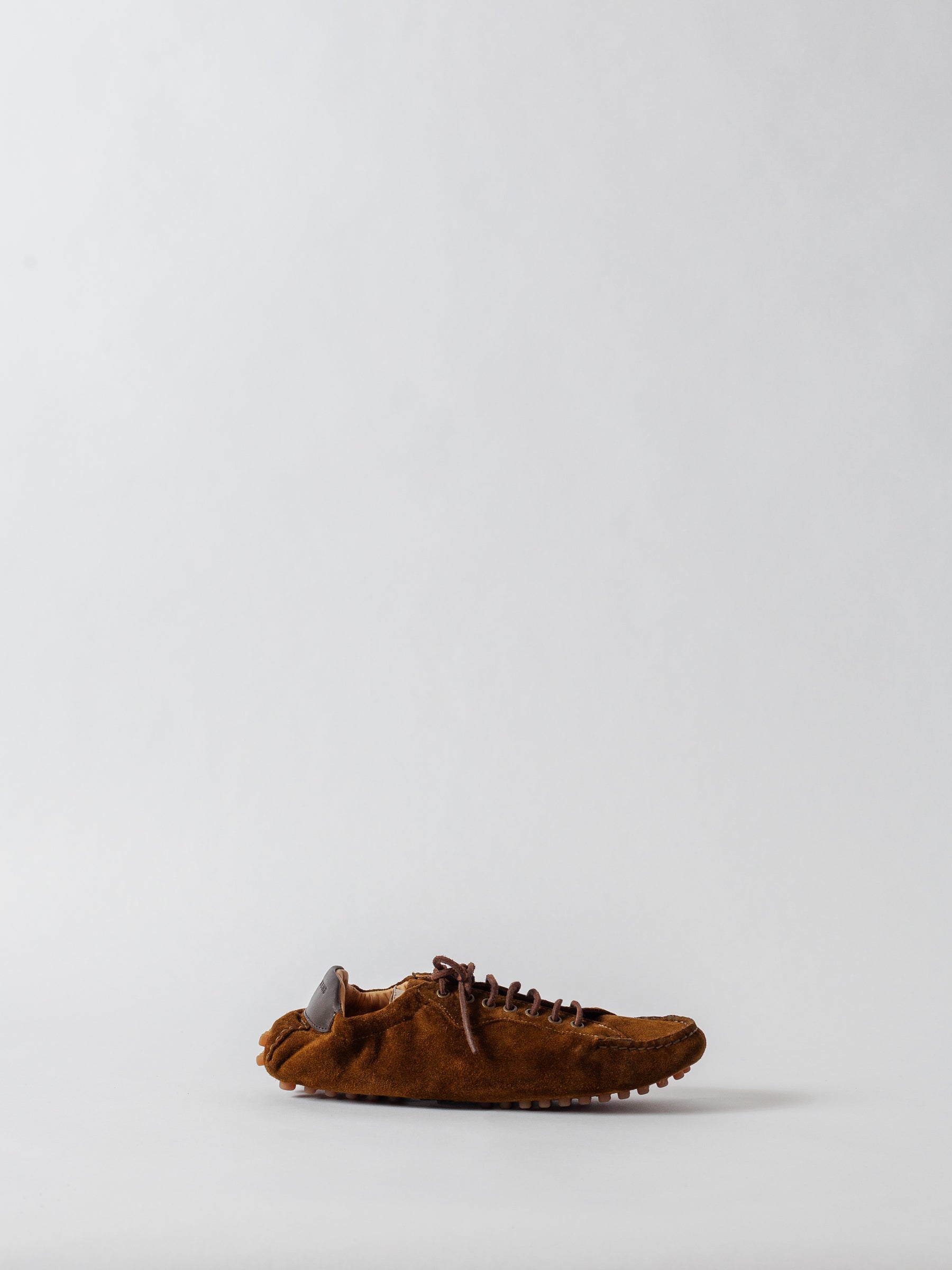 Blankens The Nella suede sneaker
