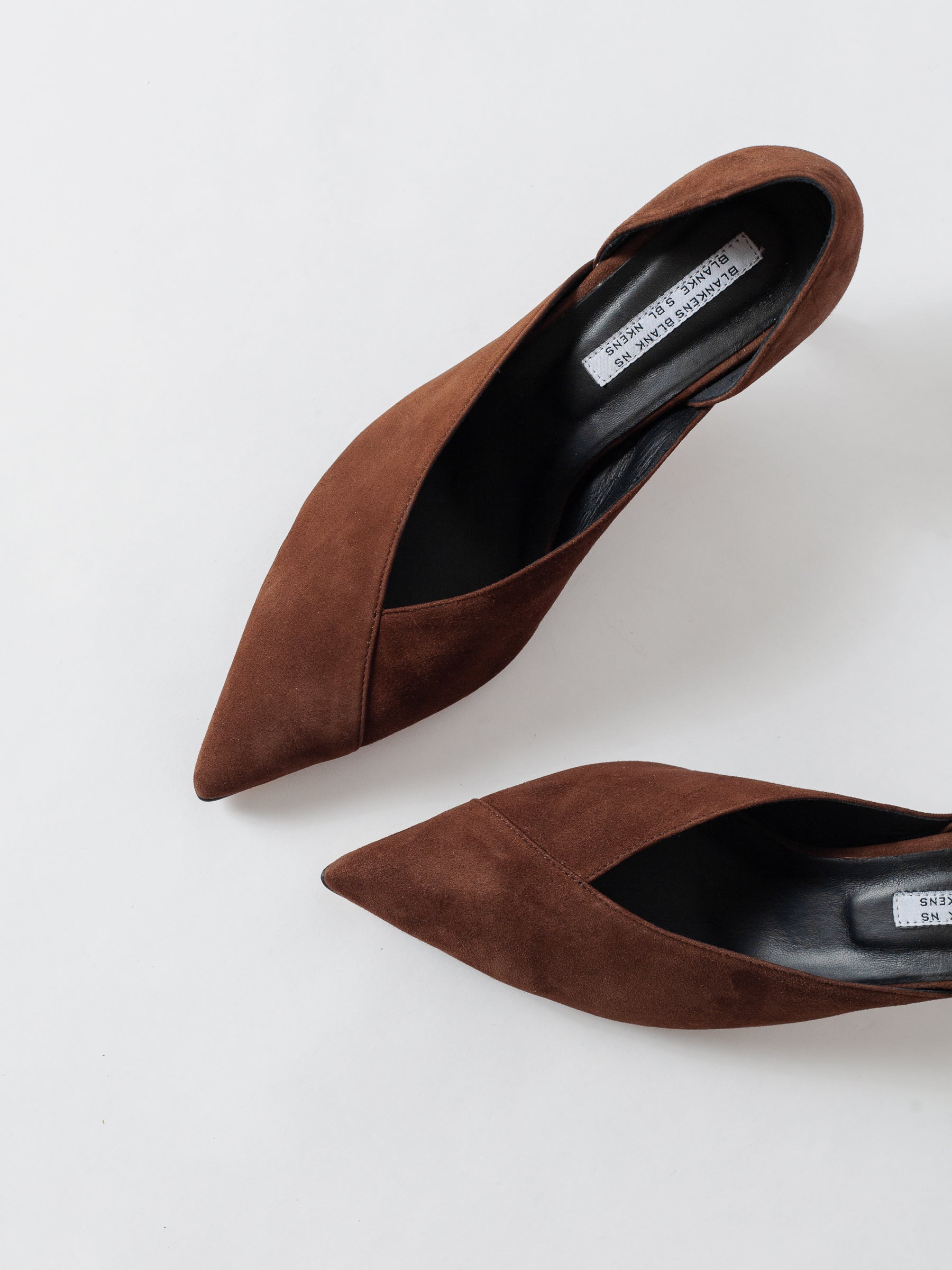 Blankens The Radford Brown Suede pumps