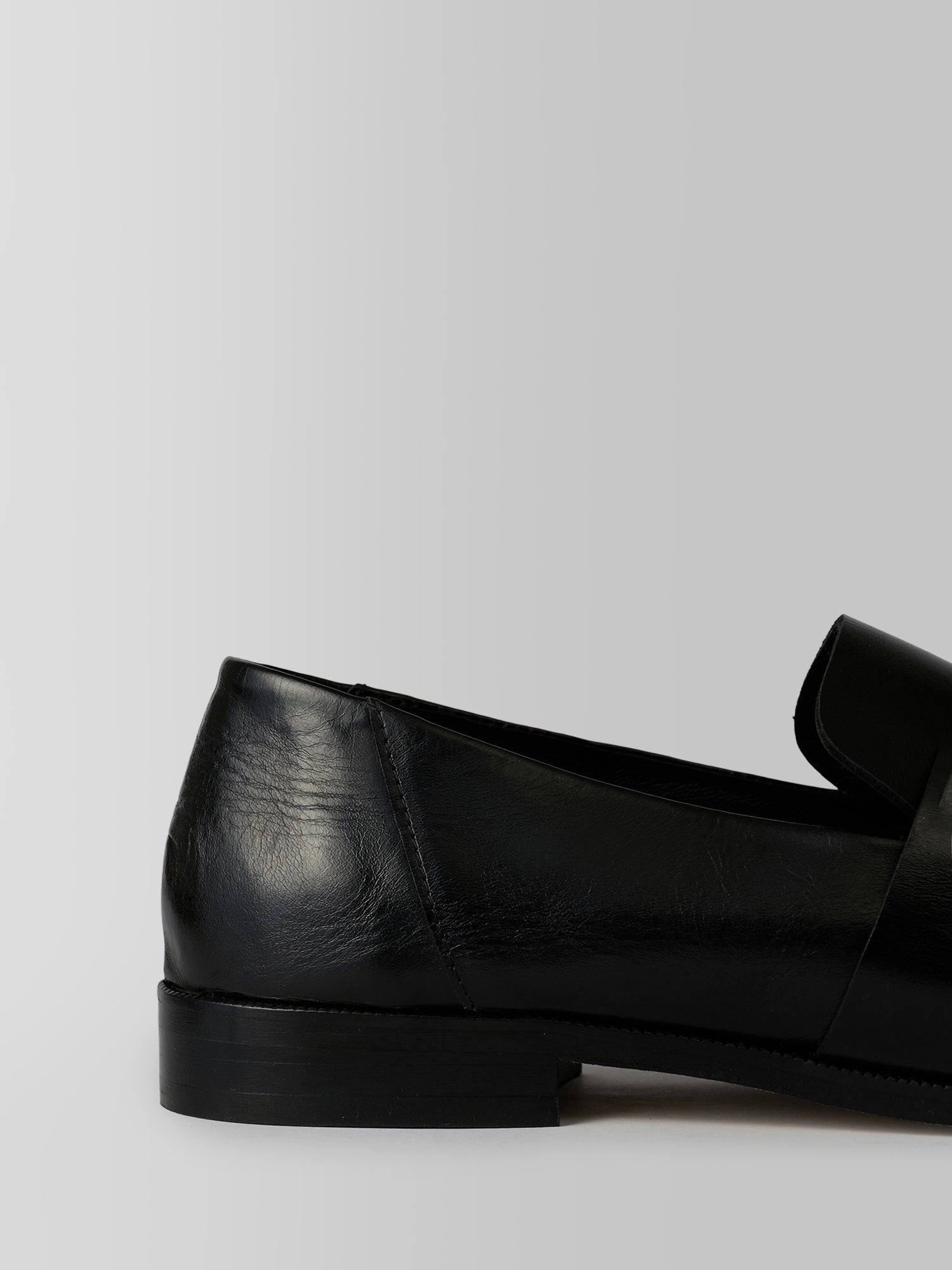 Blankens The Vienna black leather loafer