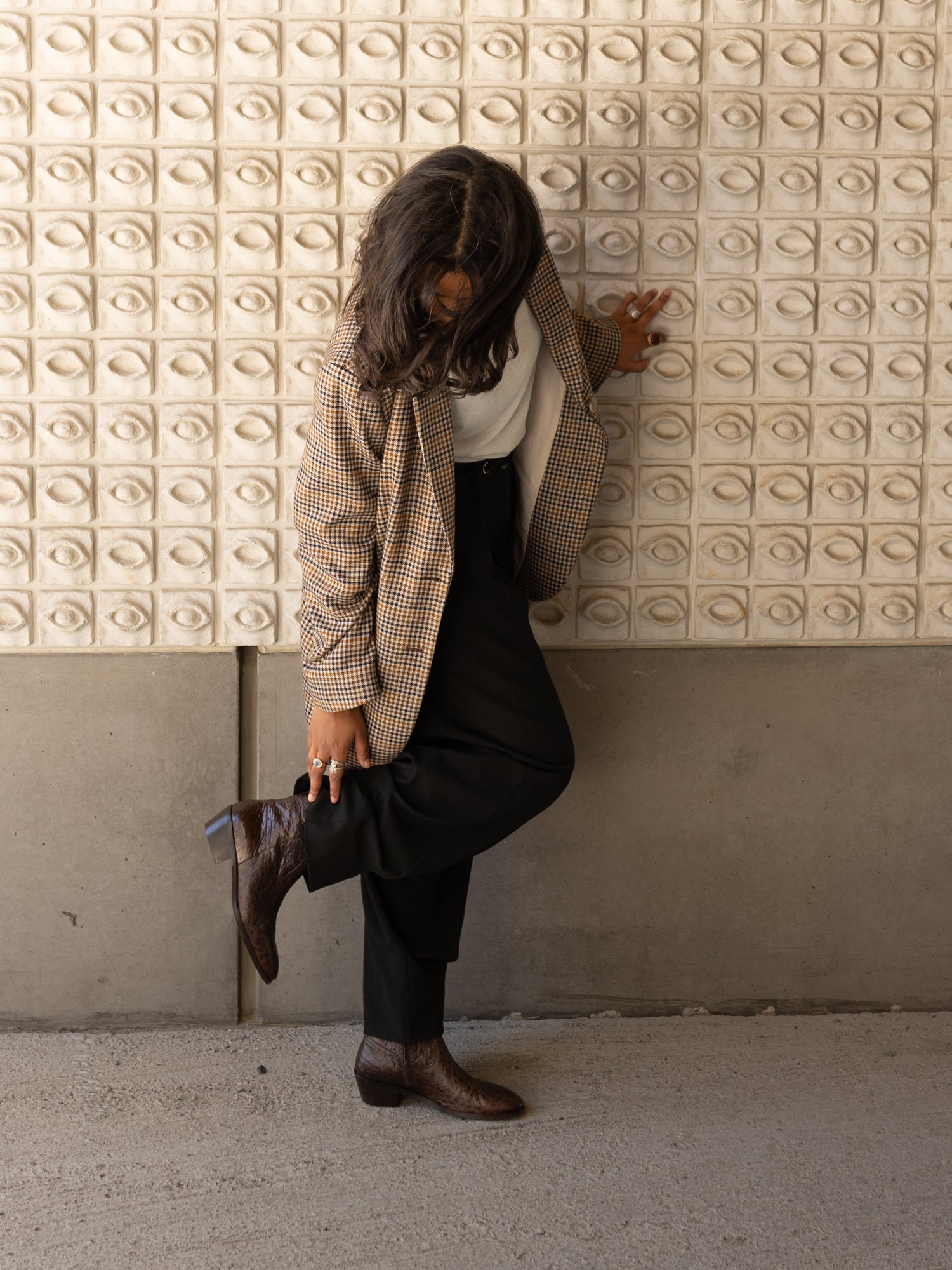 THE ALVA OSTRICH ZIPPER BOOT