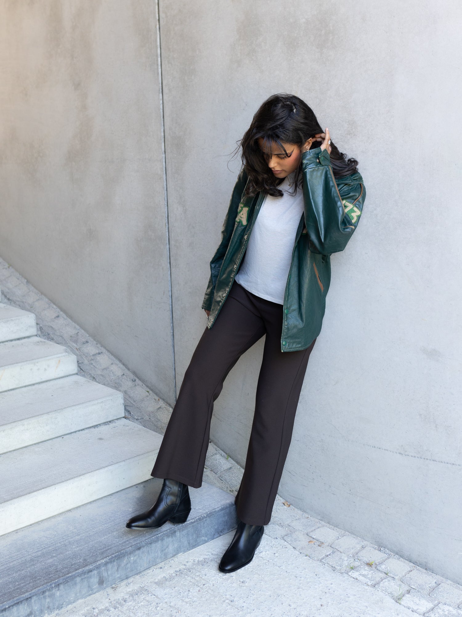 THE ALVA BLACK ZIPPER BOOT
