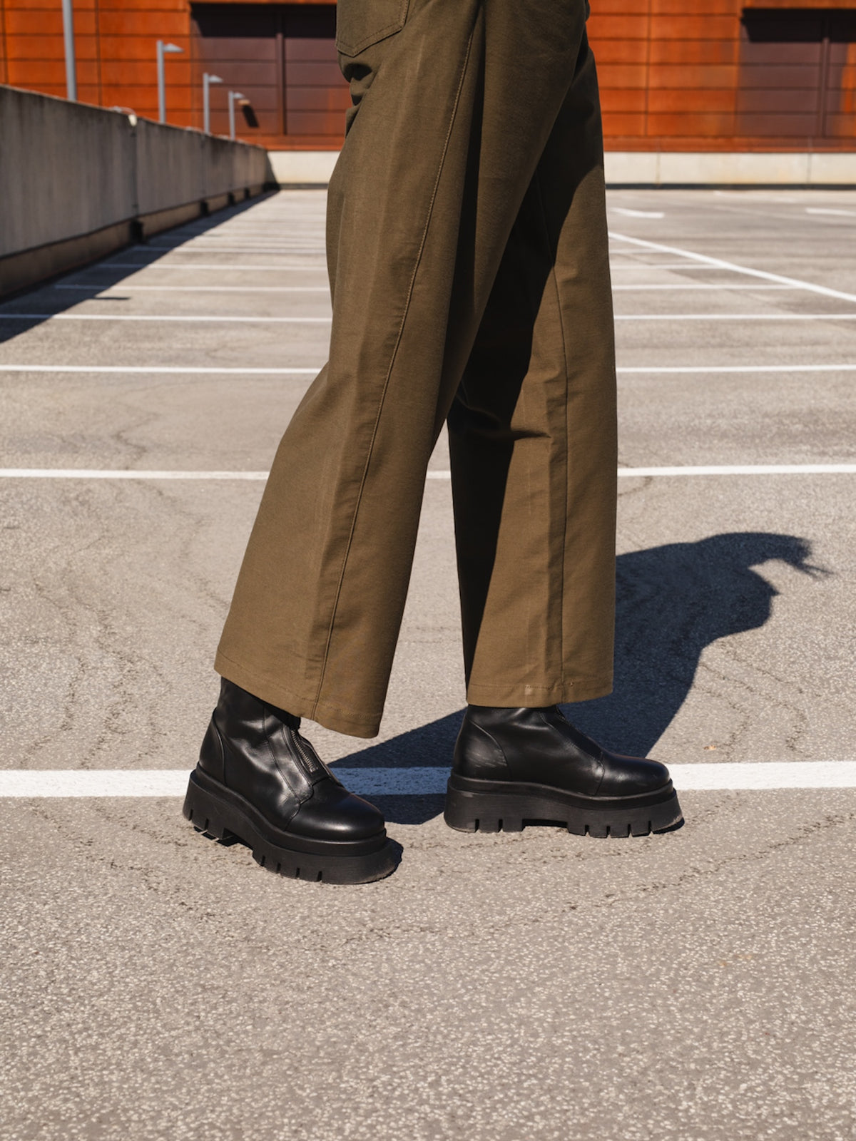The Thilda Black Leather