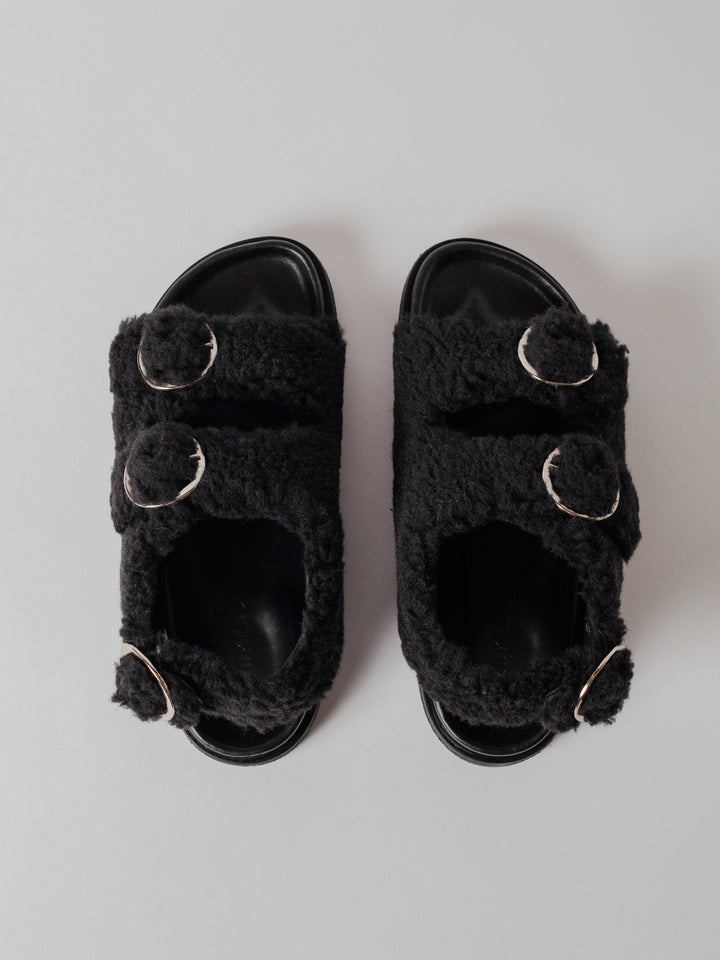 Blankens The Sanremo Shearling Black fluffy shearling leather, leather lining in black, hardware in silver