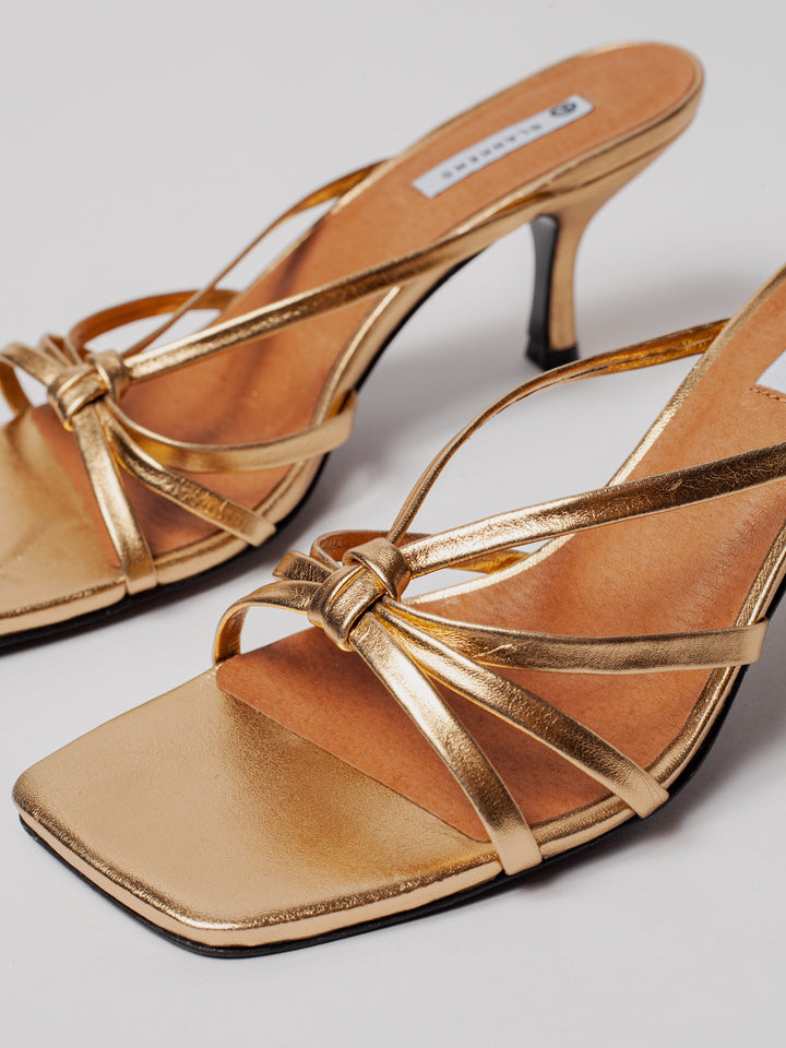 Blankens gold leather heel sandal. Made in Euope. 