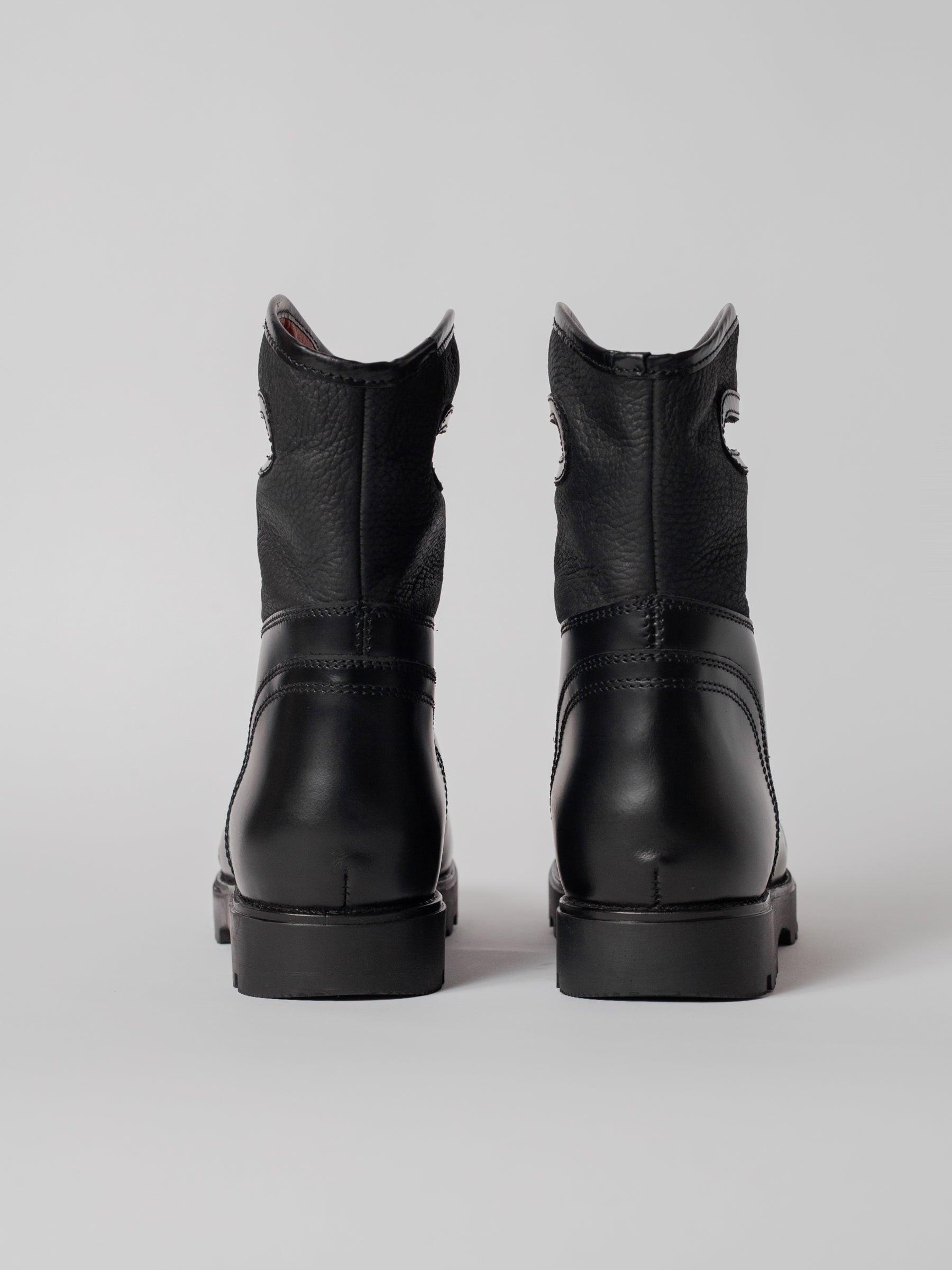 Blankens The Alexia Low Eco black low boot with handles. warm with fuzzy wool lining. water resistant
