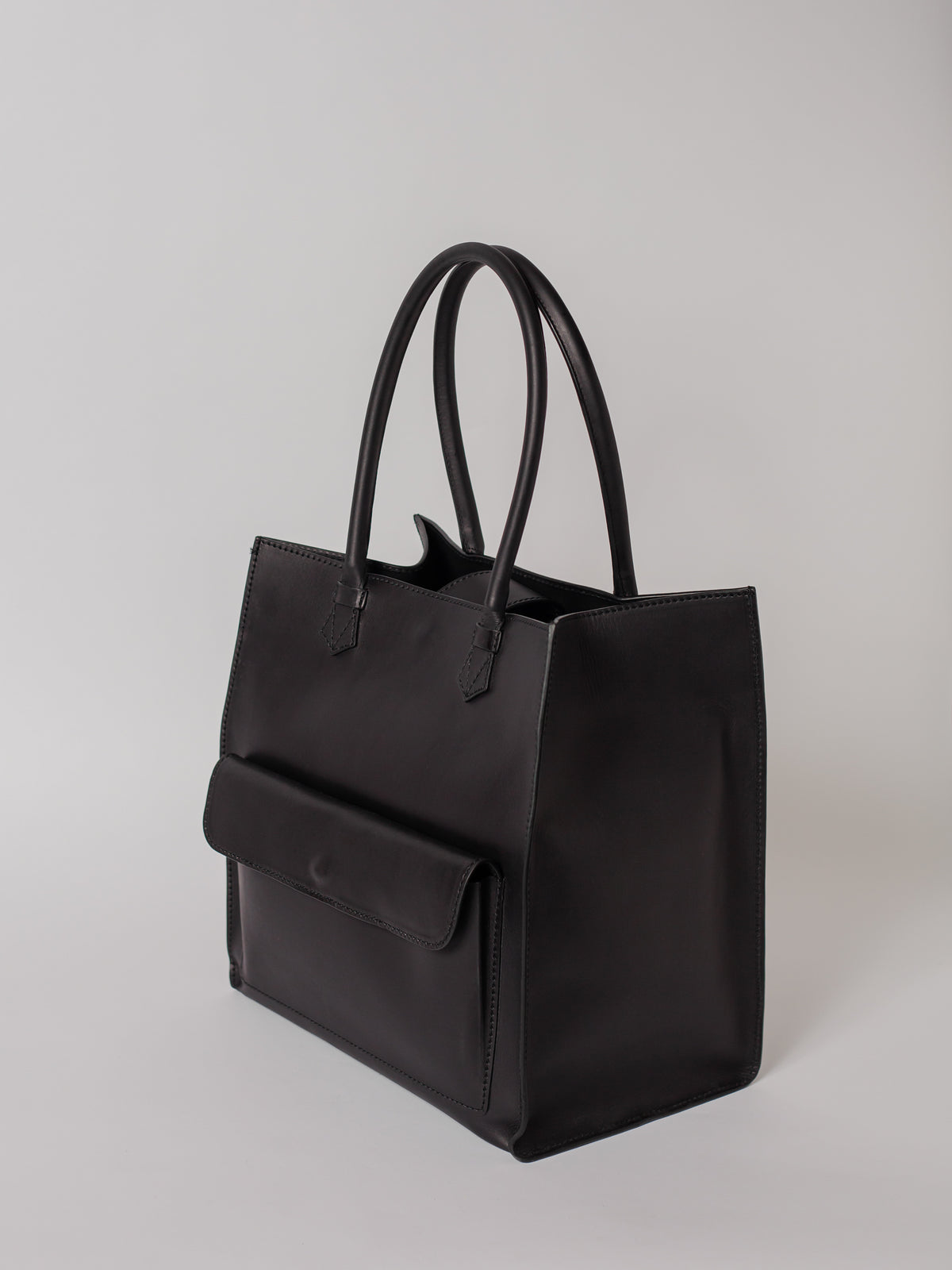 Blankens The Martha Travel black leather weekens bag