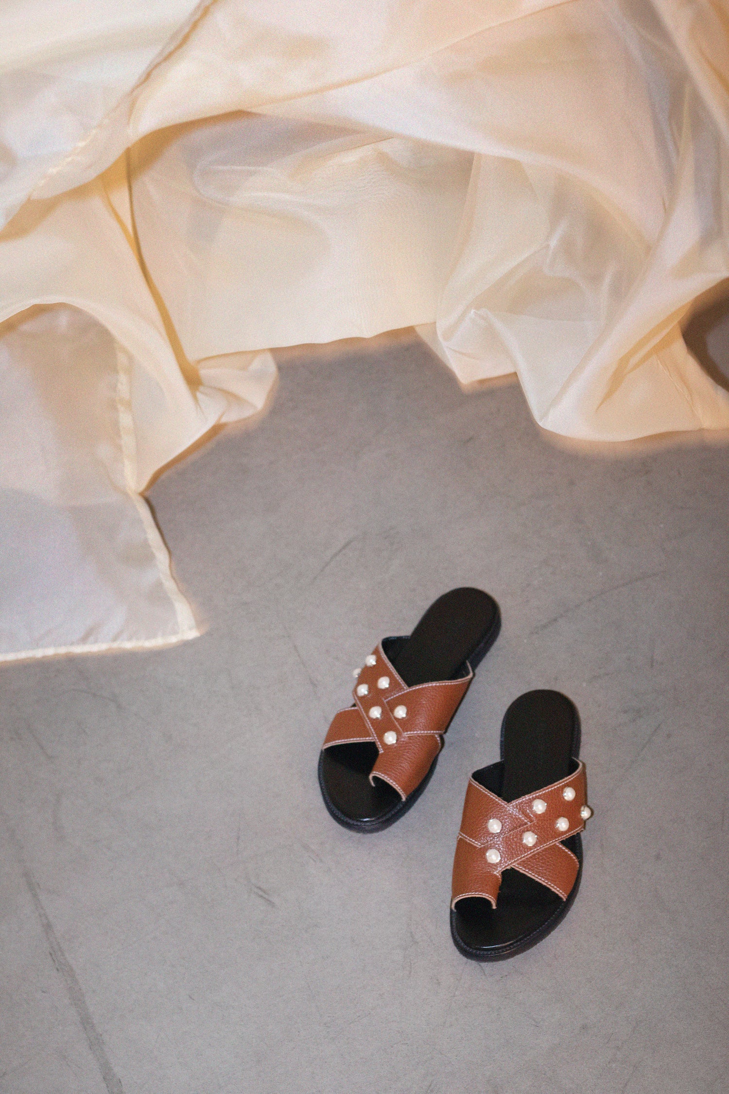 Blankens The Mette Brown Eco Leather With Pearls sandals