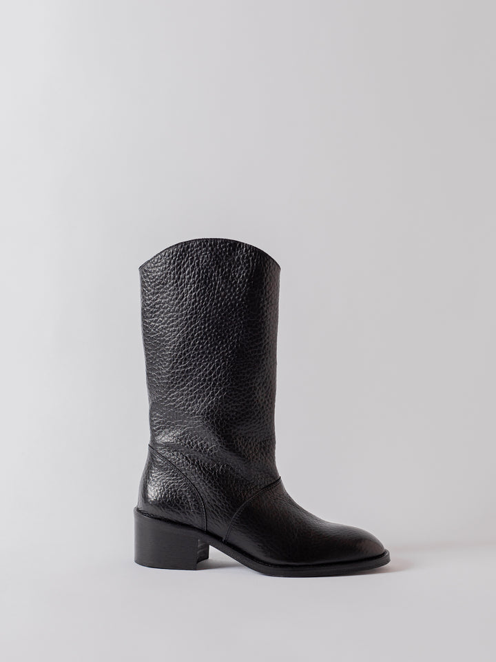 Blankens The Jane Black Grain black heeled boot in leather